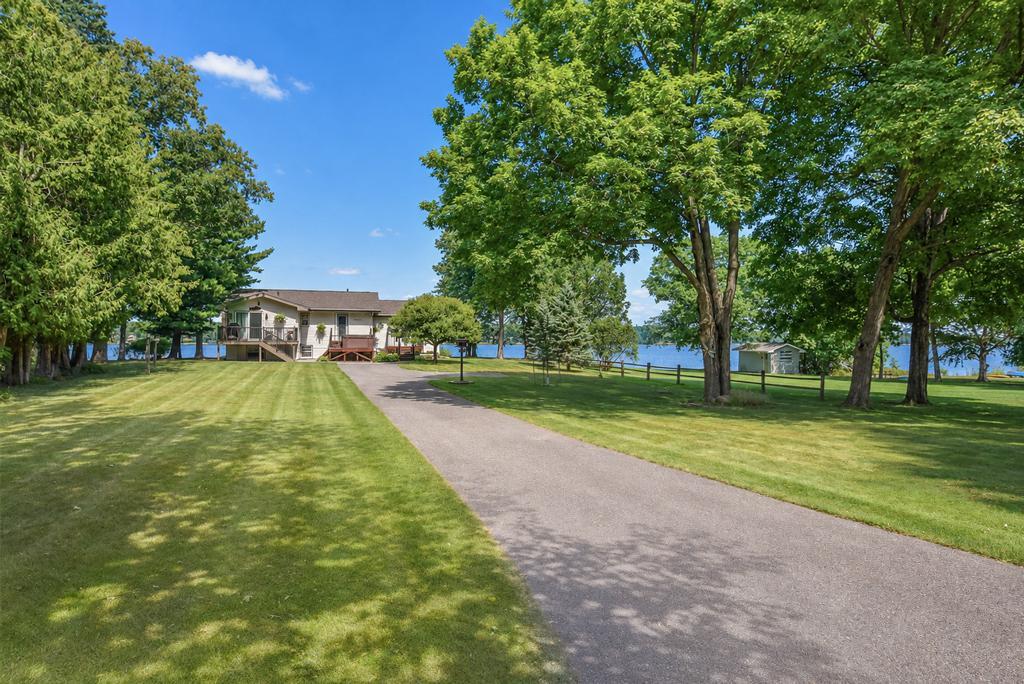 21724 Beach Road Property Photo 19