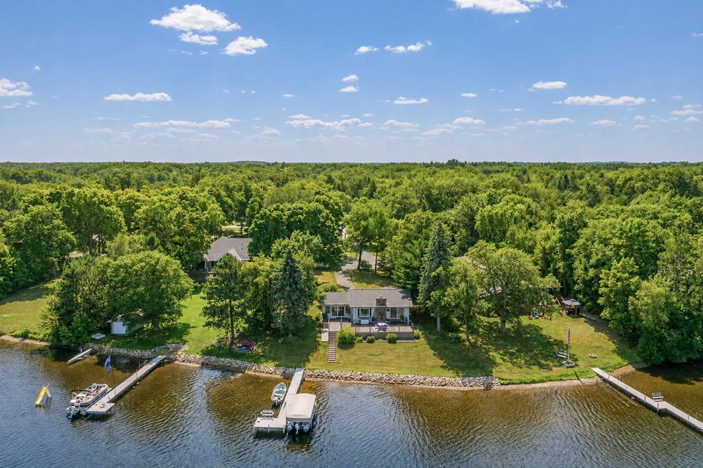 21724 Beach Road Property Photo 37