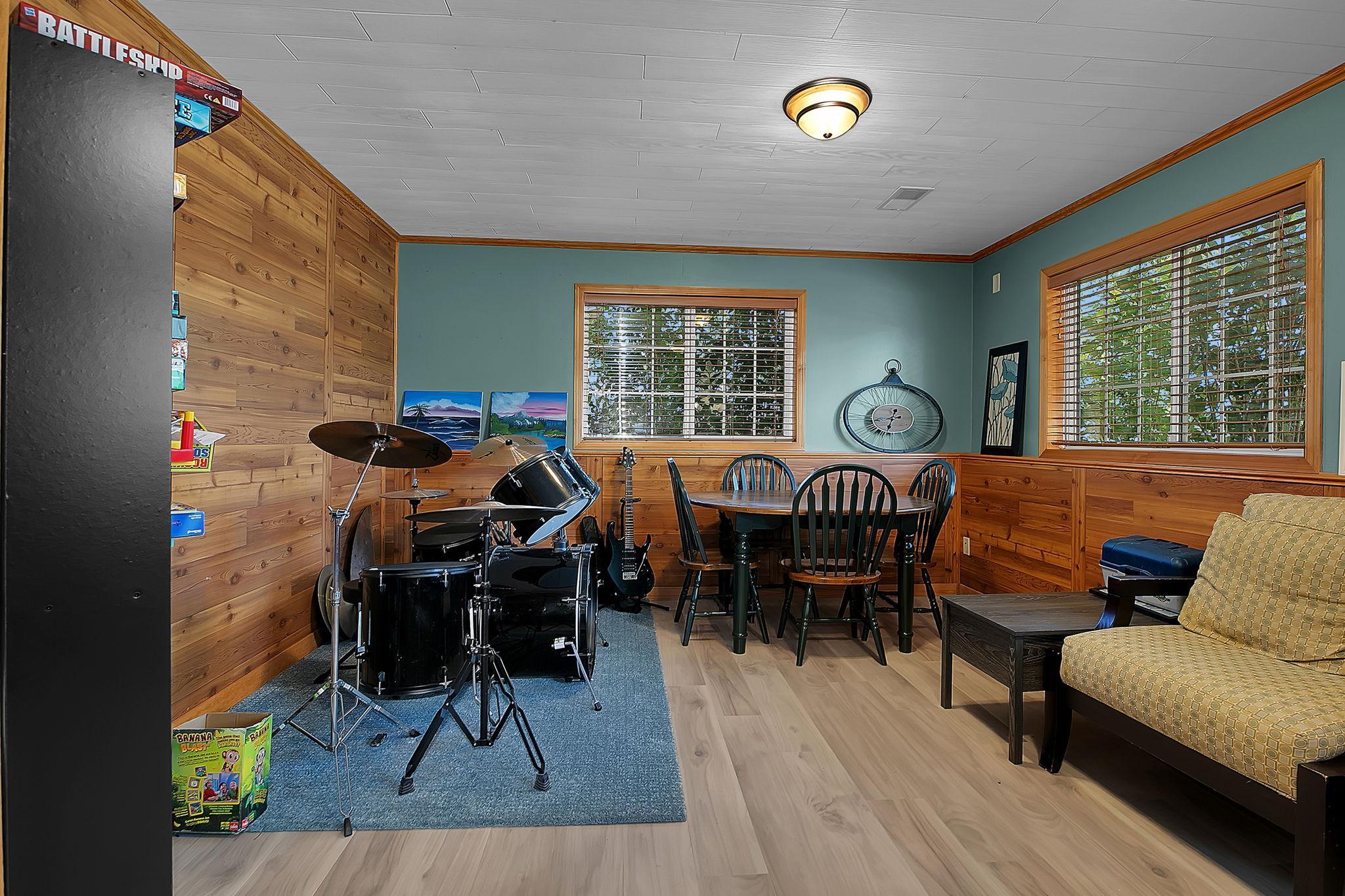 1292 Fieldstone Drive Property Photo 19
