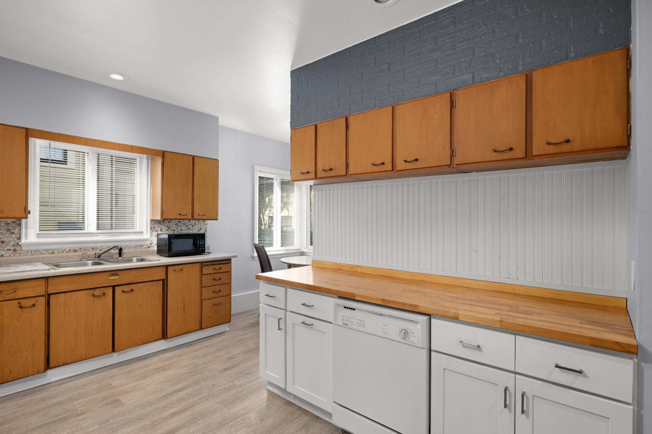 2428 Colfax Avenue S #1 Property Photo 10