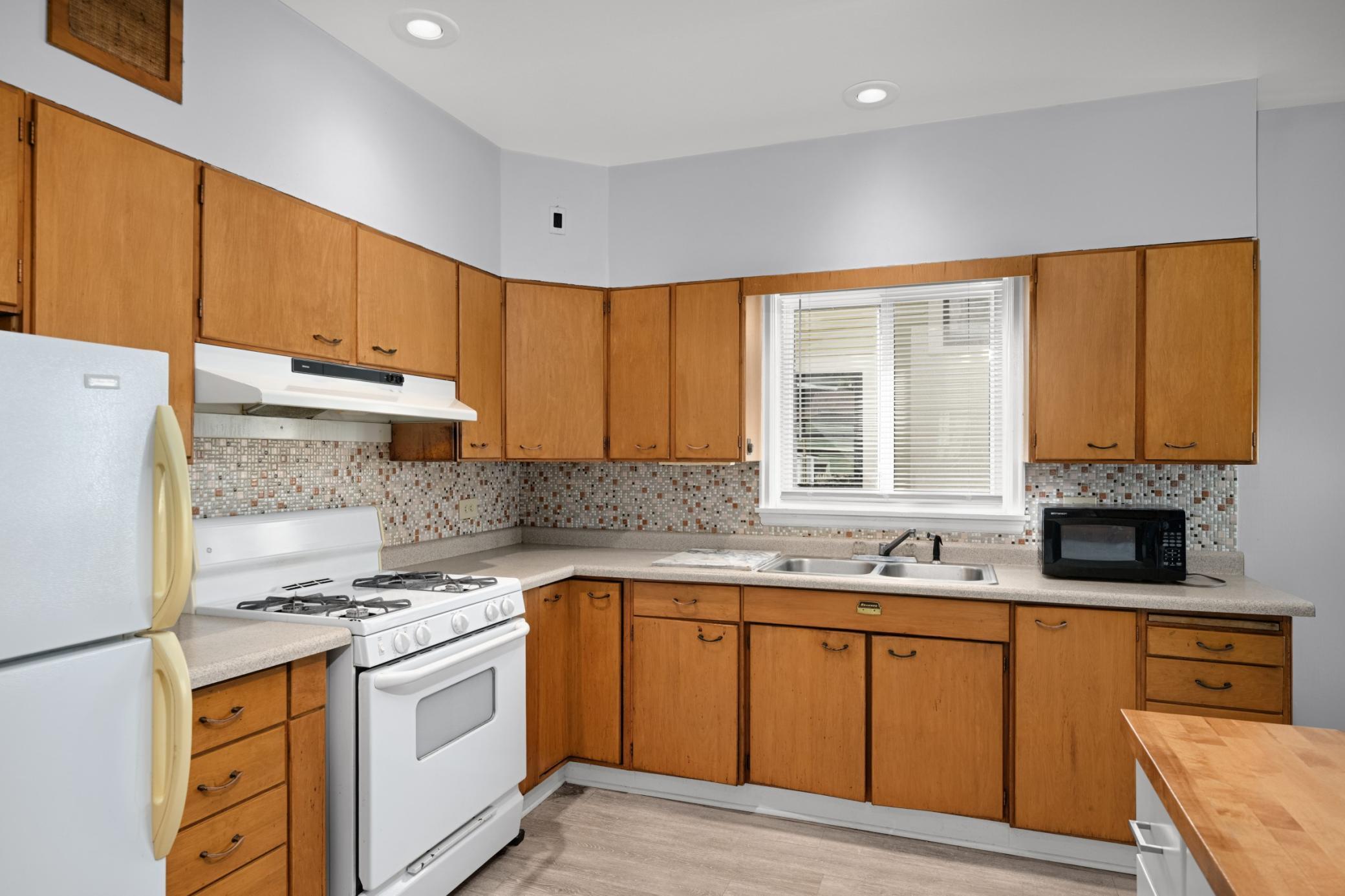 2428 Colfax Avenue S #1 Property Photo 11