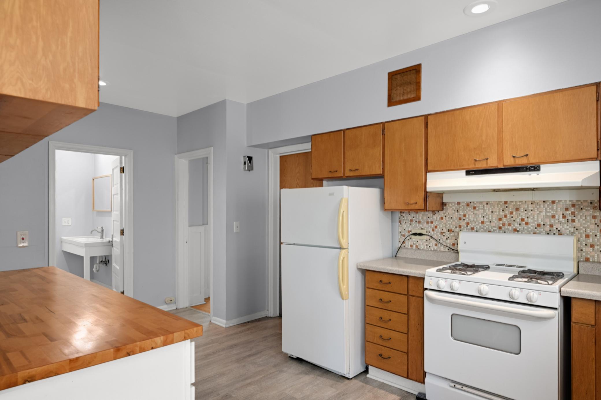 2428 Colfax Avenue S #1 Property Photo 13