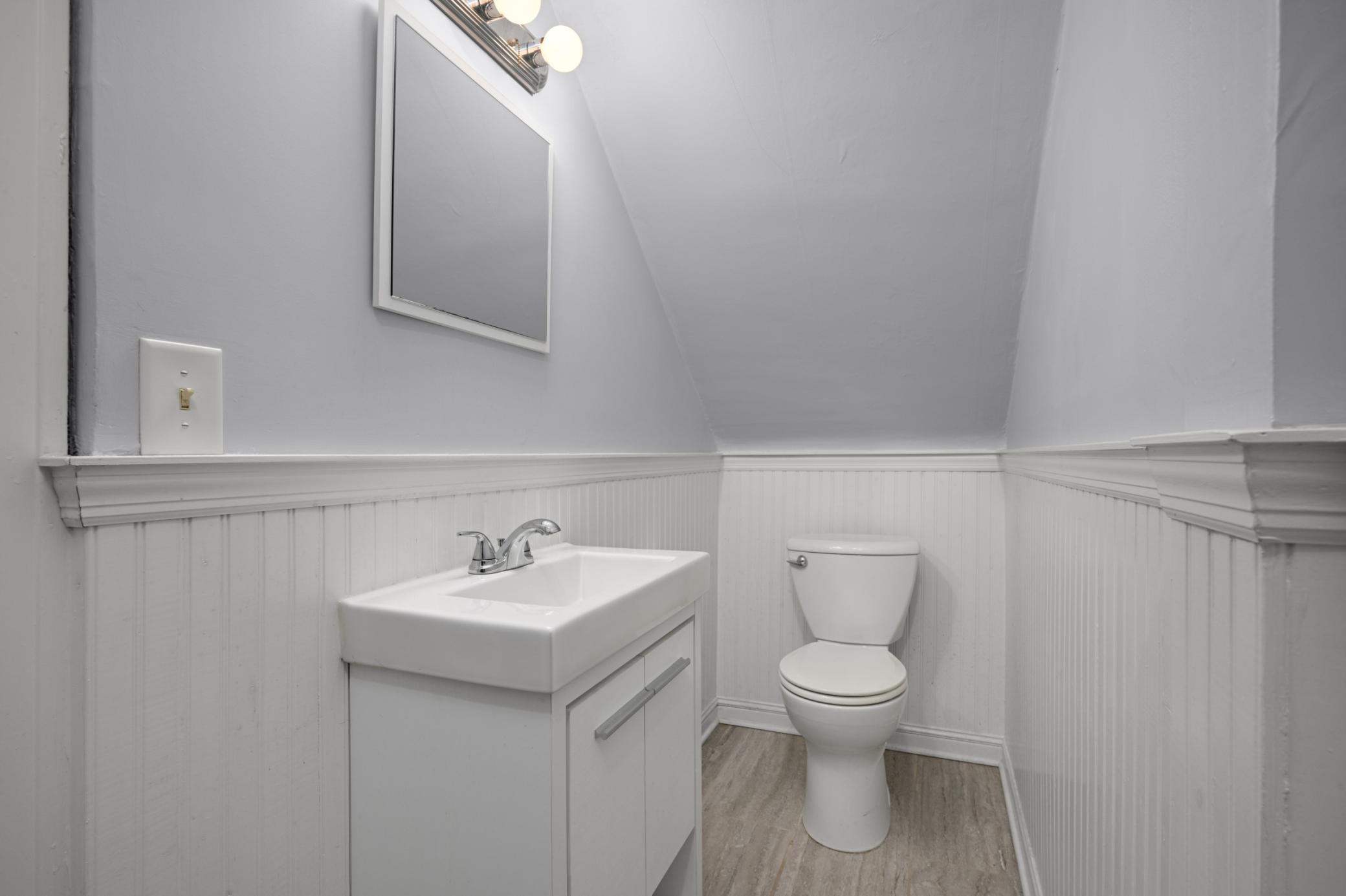 2428 Colfax Avenue S #1 Property Photo 19