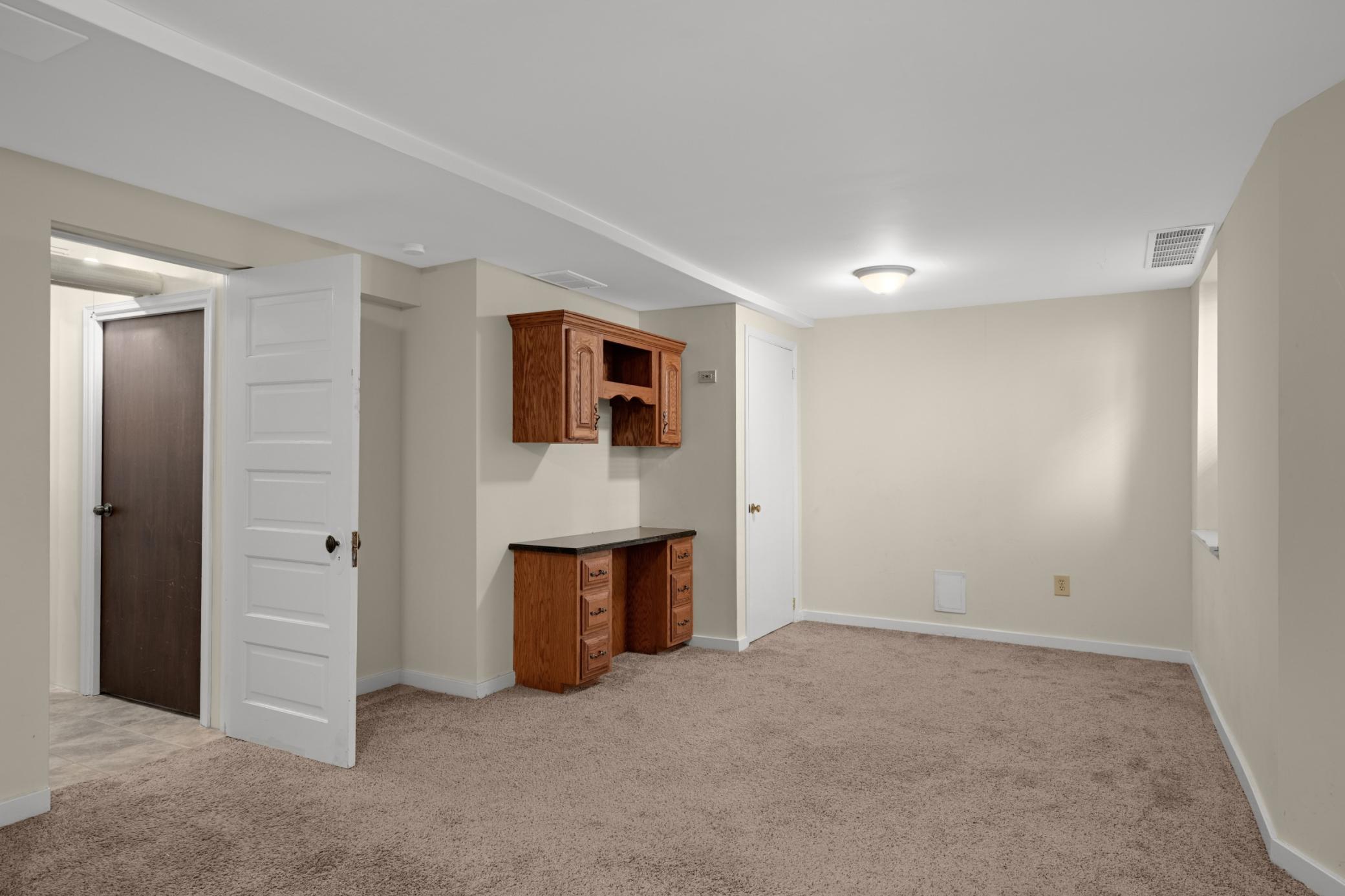 2428 Colfax Avenue S #1 Property Photo 24
