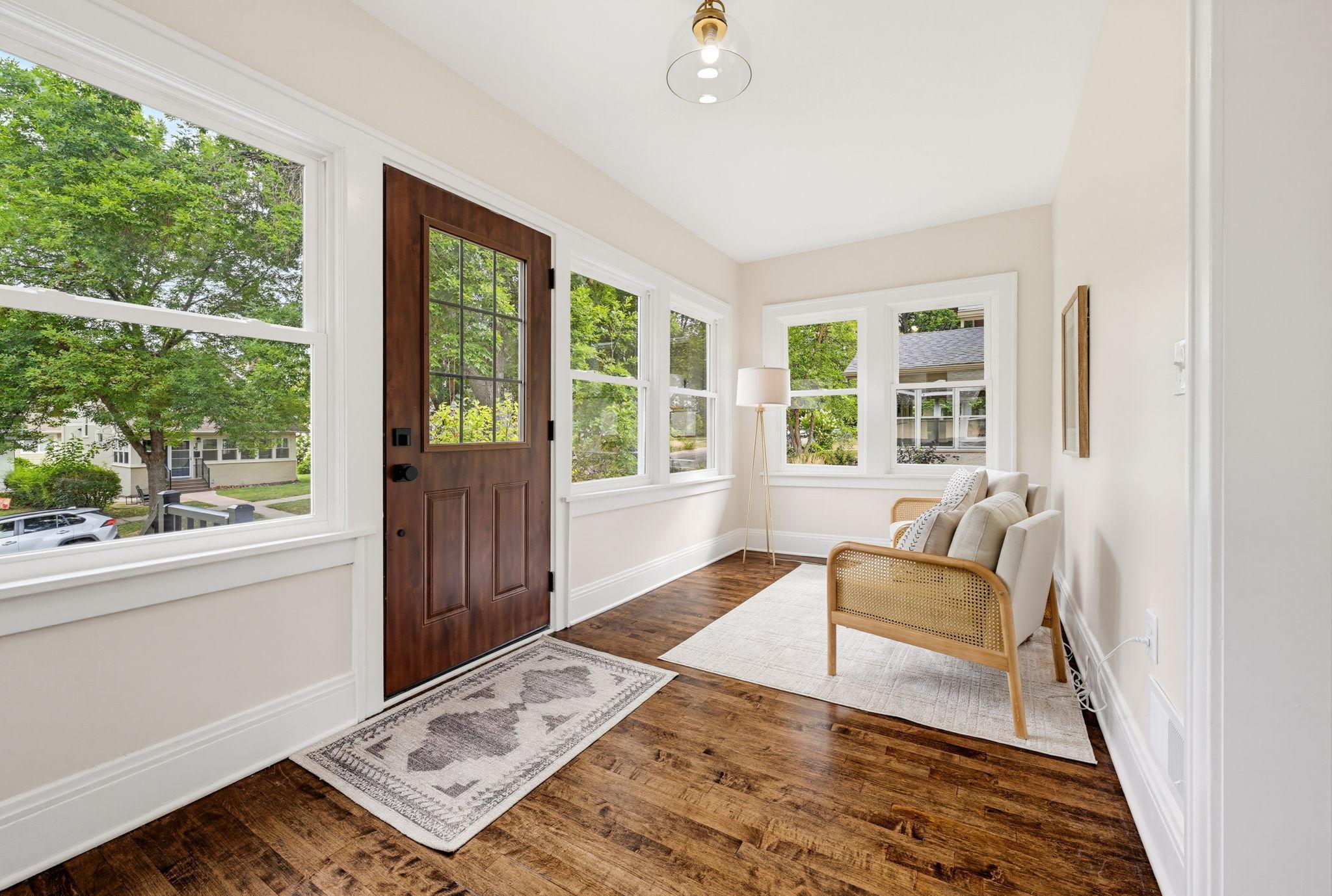 2052 Fairmount Avenue Property Photo 3