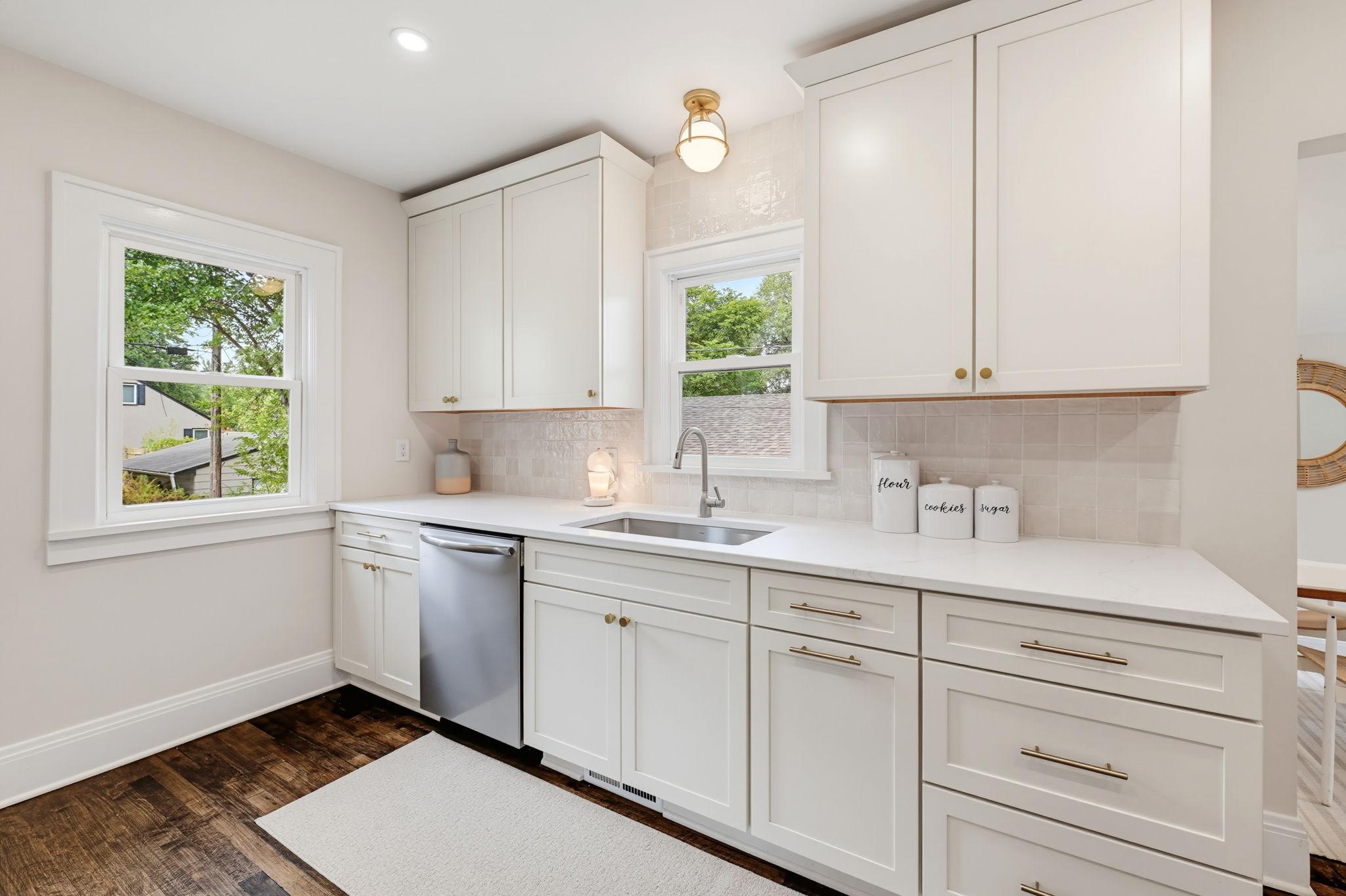 2052 Fairmount Avenue Property Photo 20