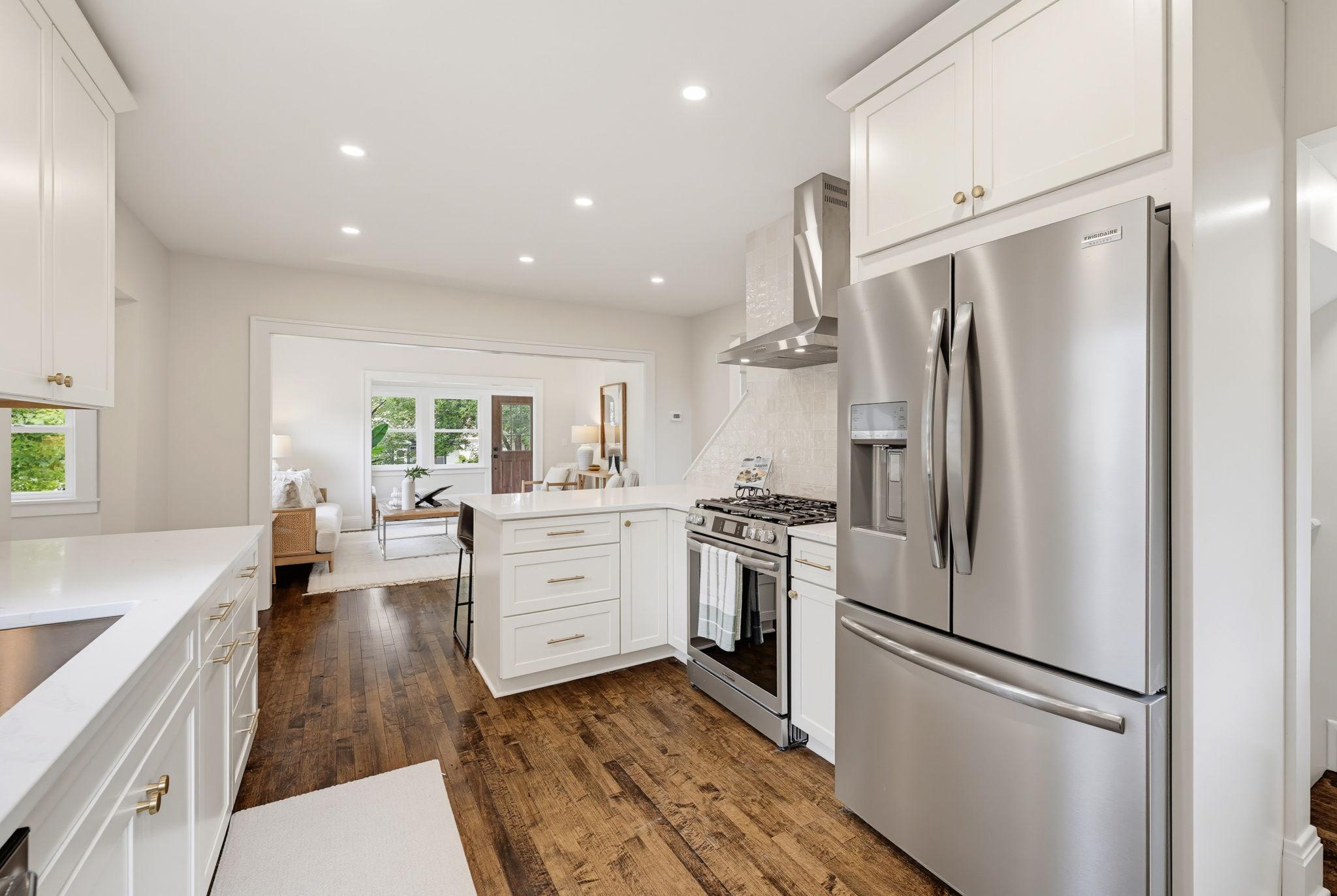 2052 Fairmount Avenue Property Photo 23