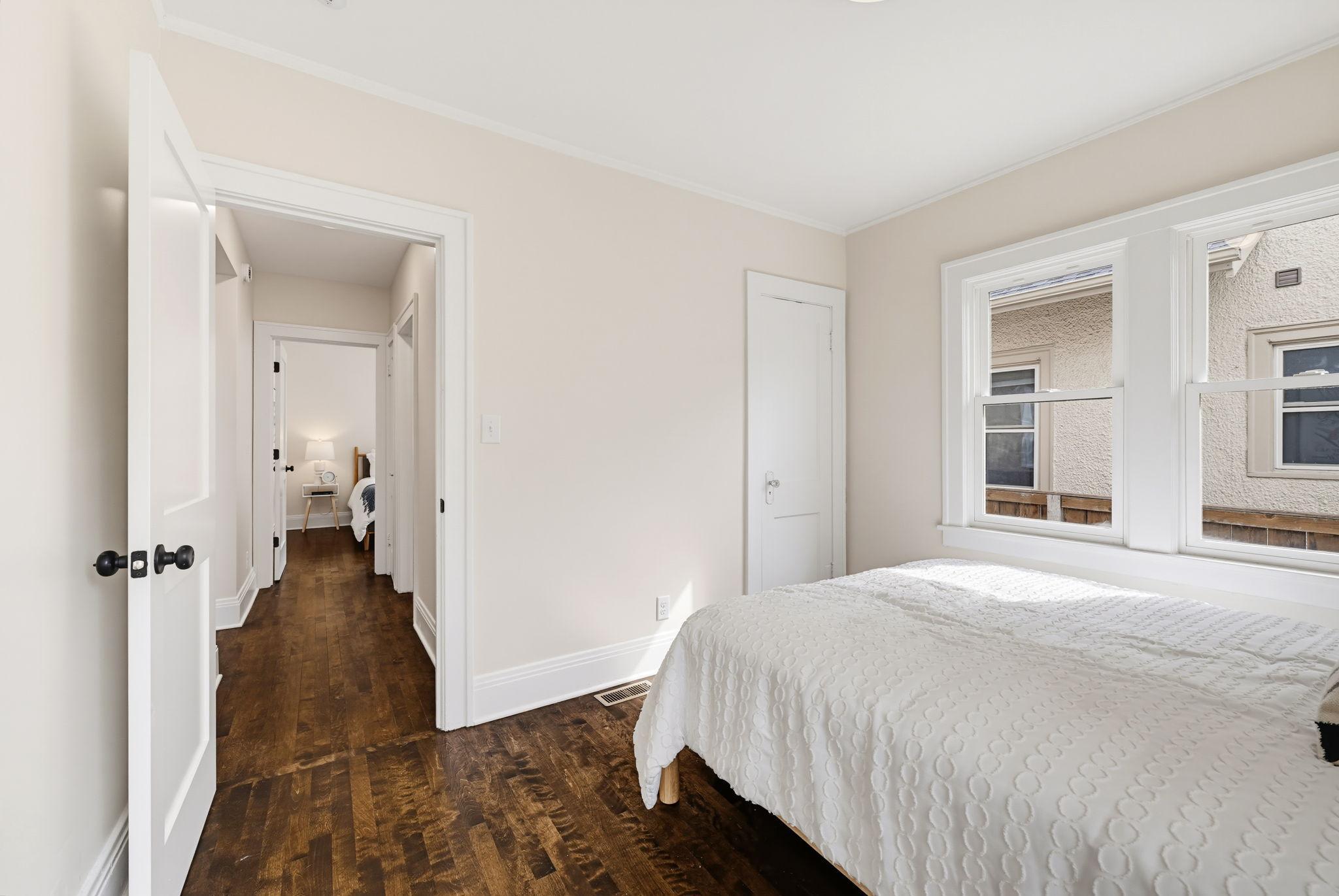 2052 Fairmount Avenue Property Photo 31