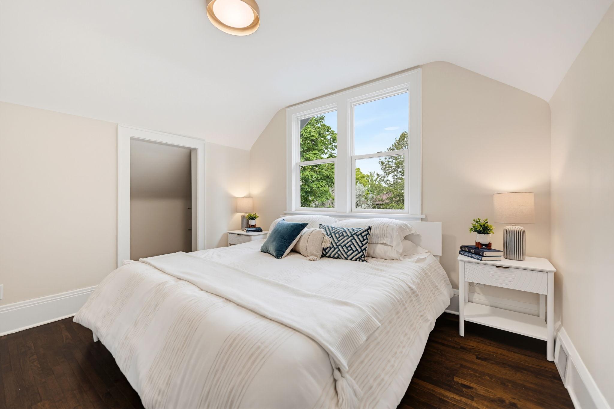 2052 Fairmount Avenue Property Photo 44
