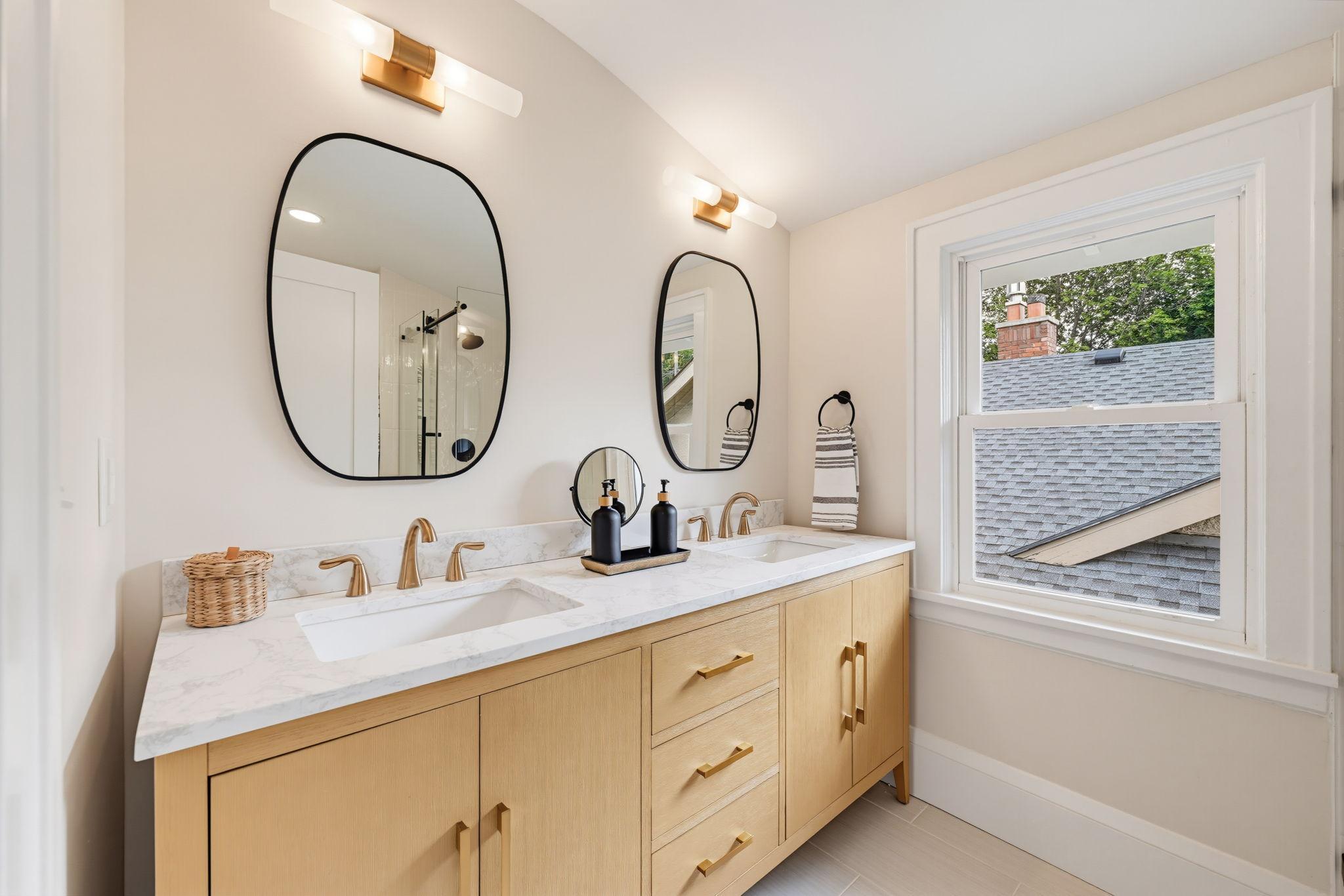 2052 Fairmount Avenue Property Photo 47