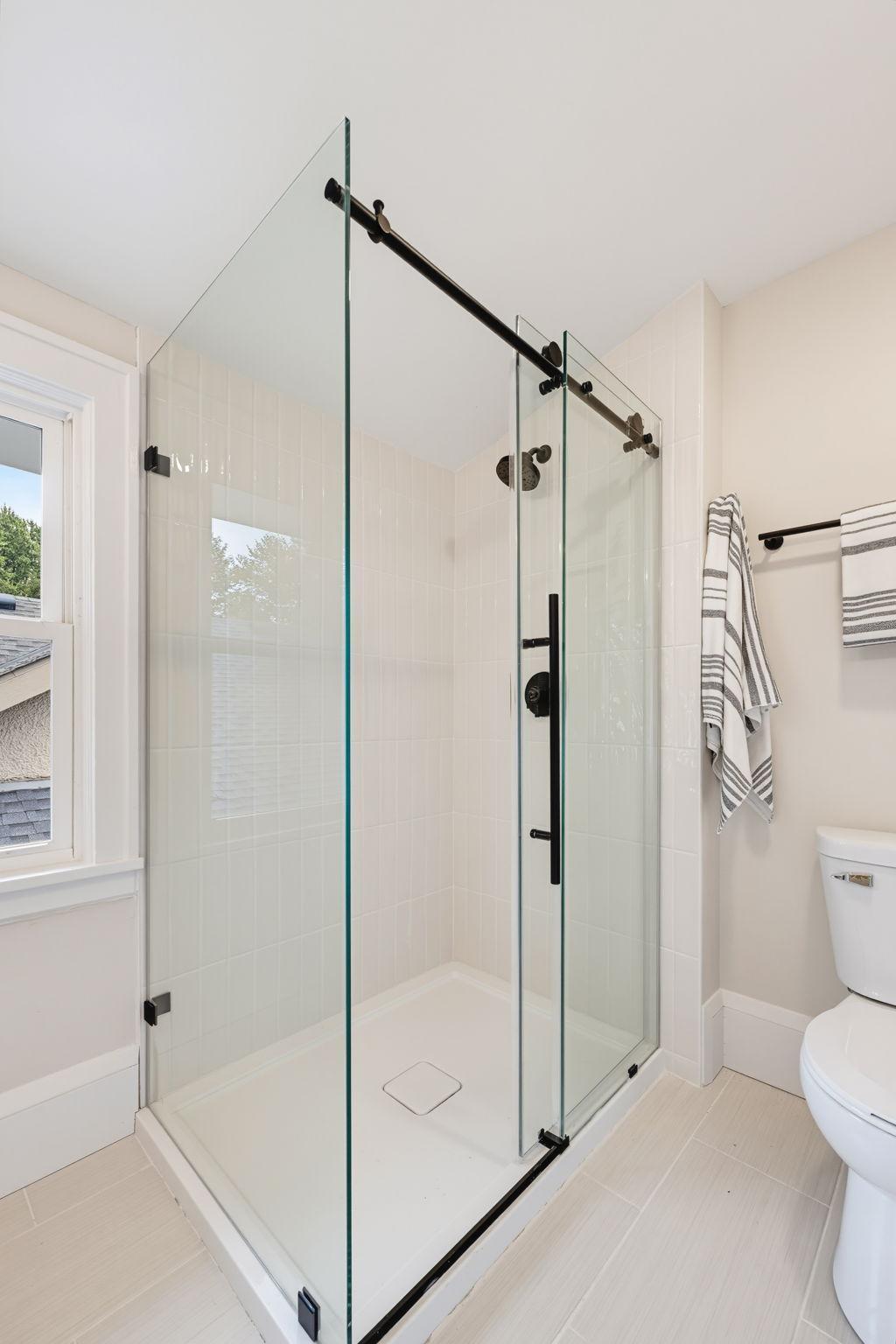 2052 Fairmount Avenue Property Photo 49