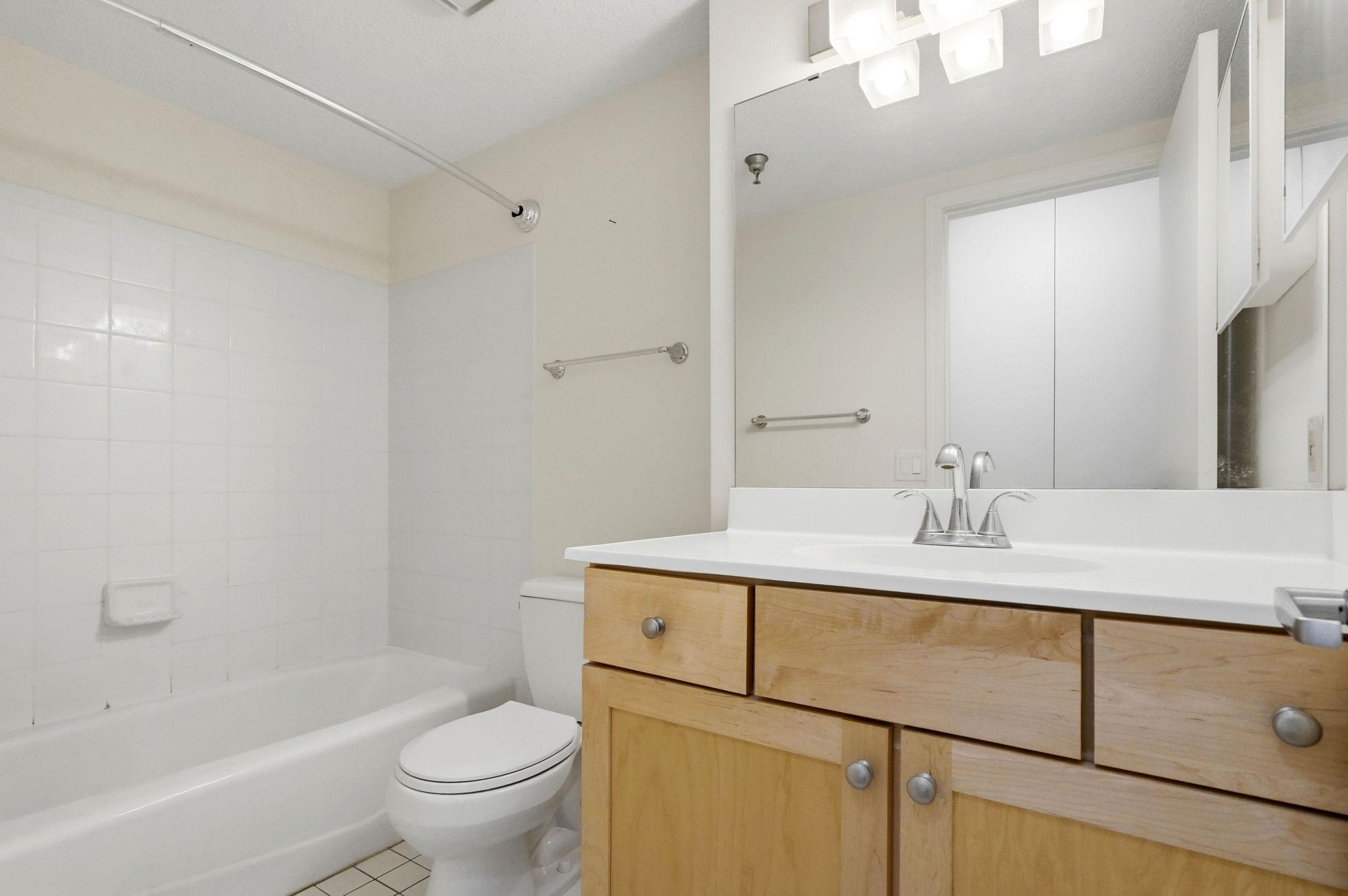 401 S 1st Street 1103 Property Photo 28