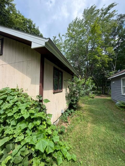 559 Emerson Drive Property Photo 4