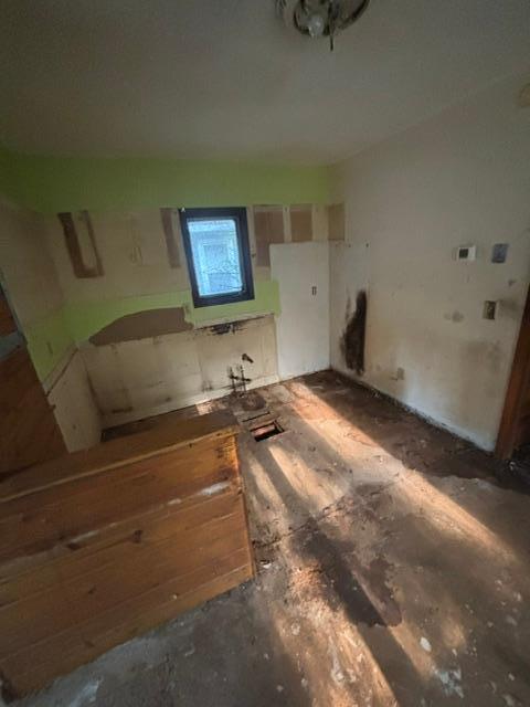 559 Emerson Drive Property Photo 6