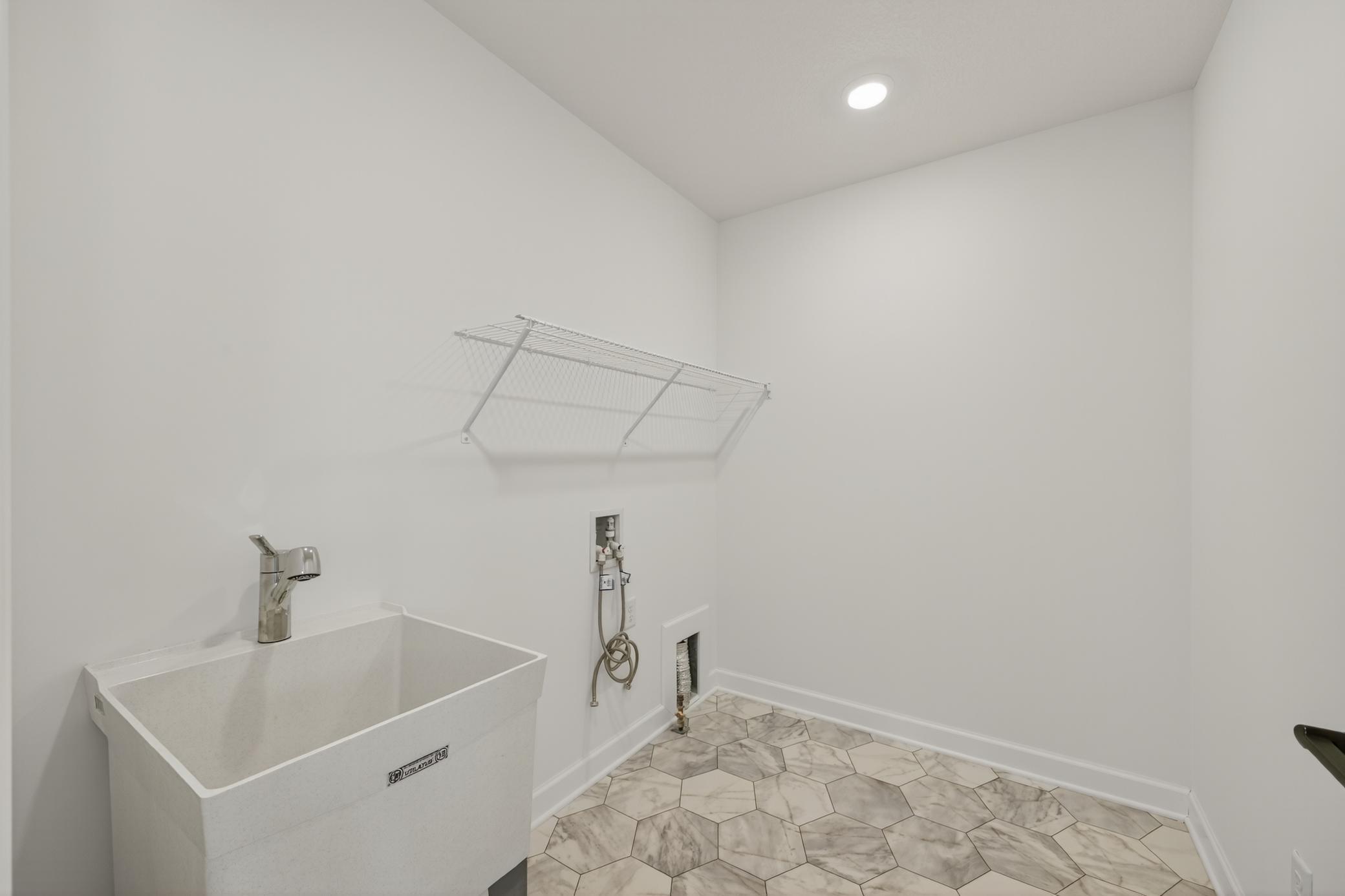 8644 Periwinkle Boulevard Property Photo 22