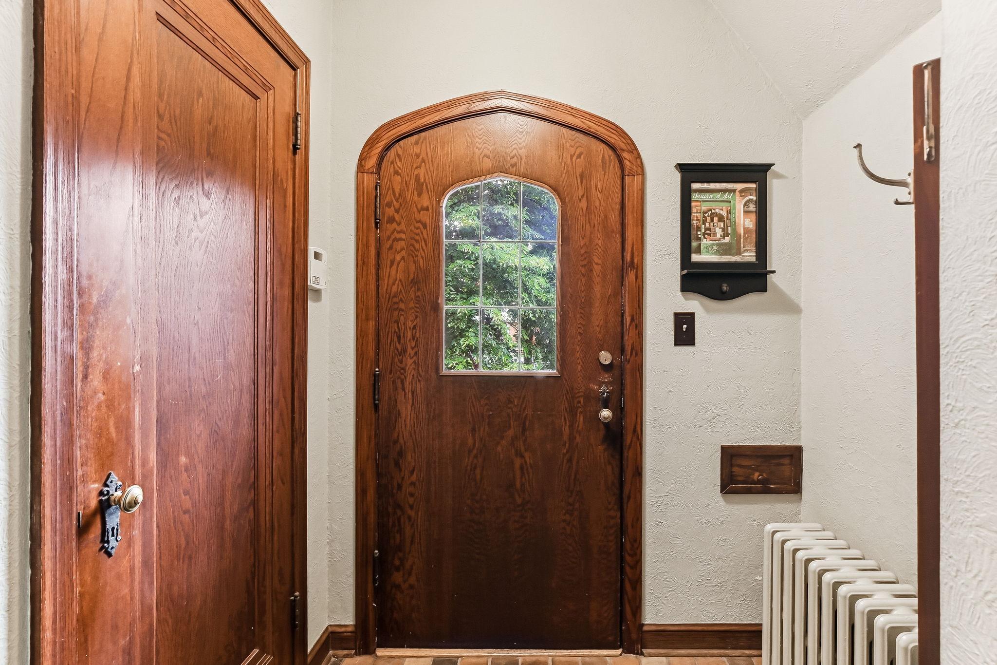 5156 Logan Avenue S Property Photo 3