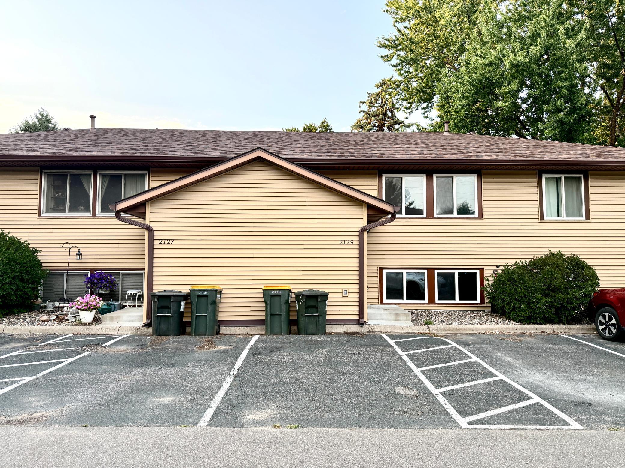 2129 49th Way E Property Photo 1
