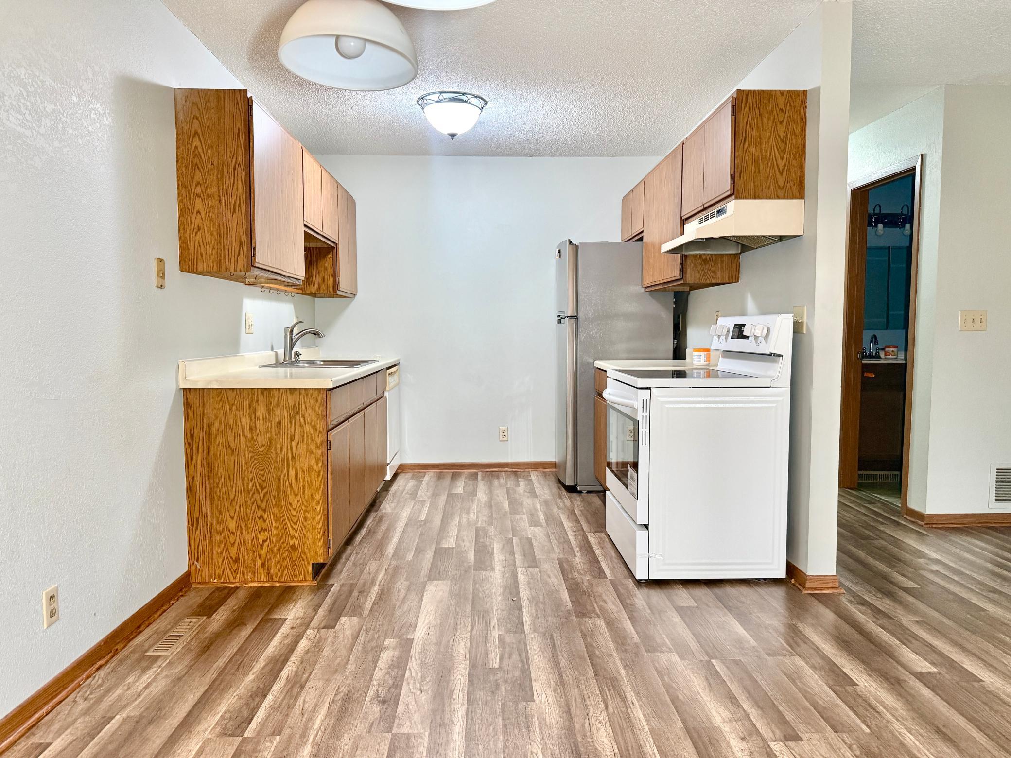 2129 49th Way E Property Photo 3