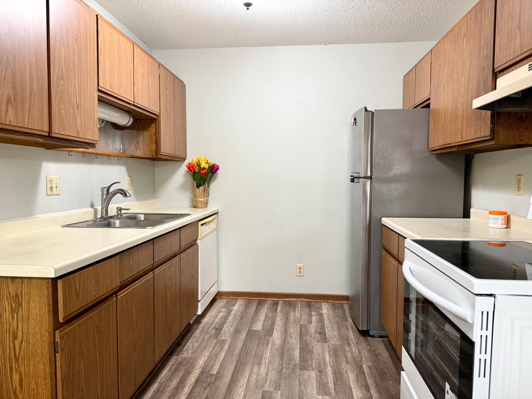2129 49th Way E Property Photo 5