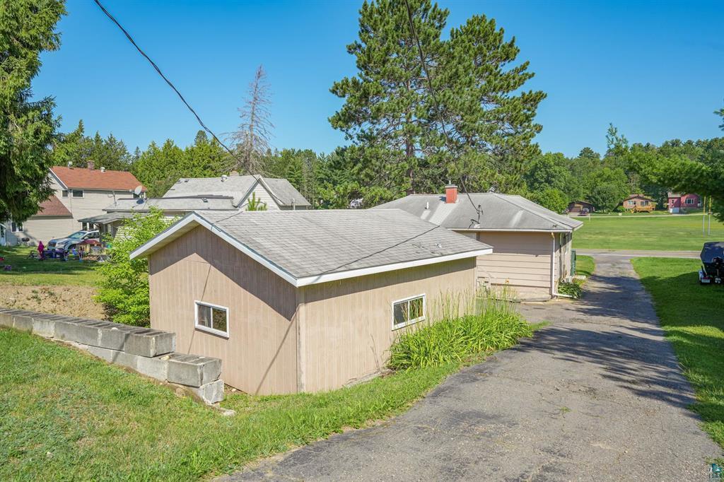 512 2nd Street N Property Photo 6