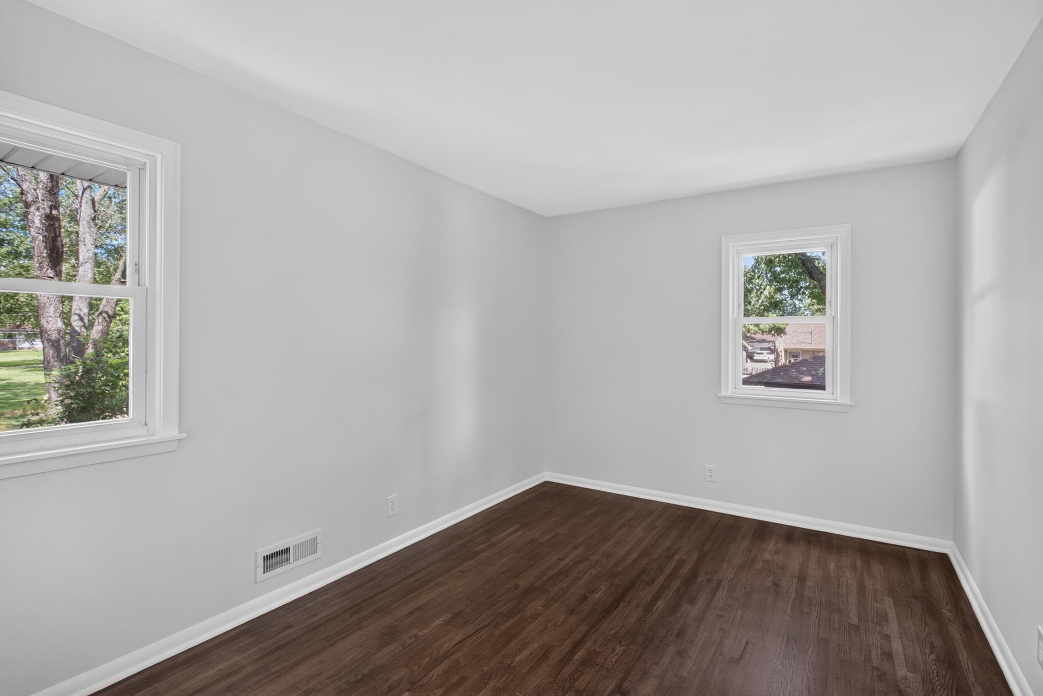 373 105th Avenue Ne Property Photo 9