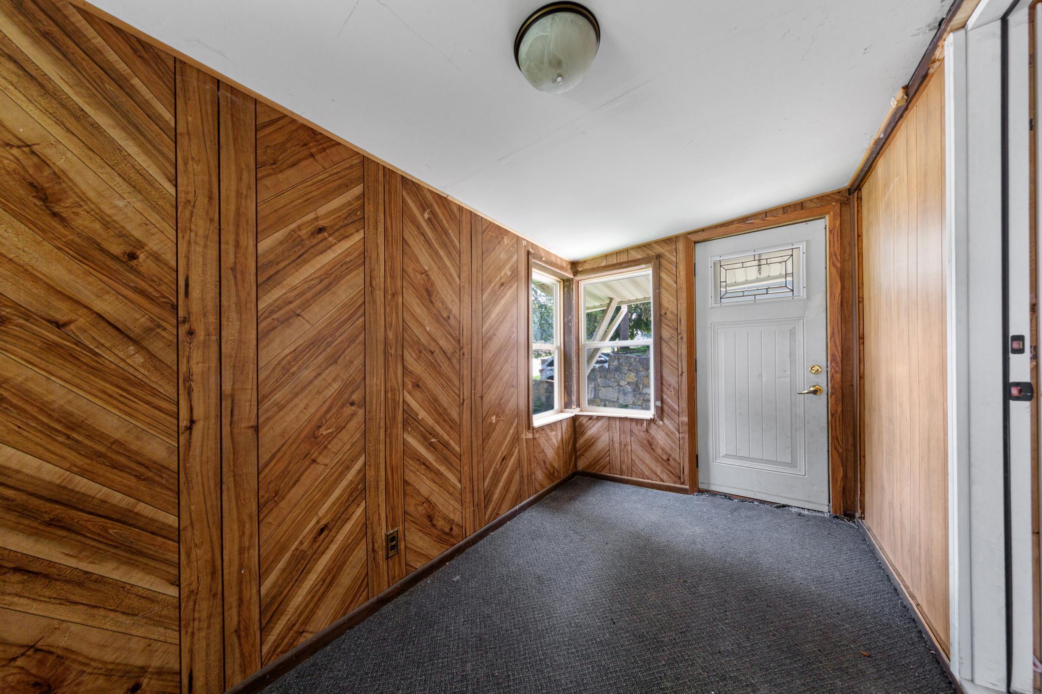603 11th Avenue Ne Property Photo 16