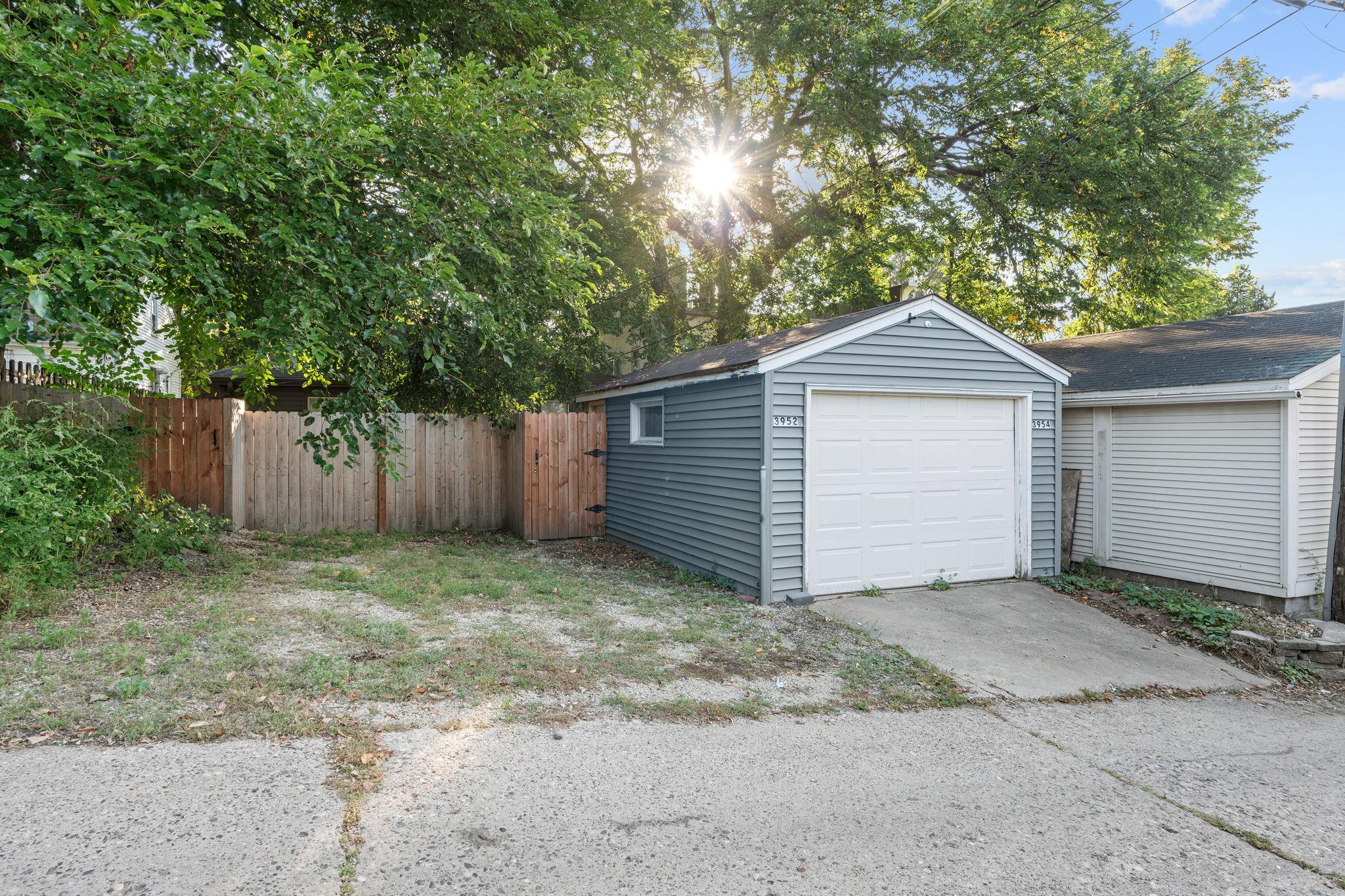 3952 Bloomington Avenue Property Photo 40