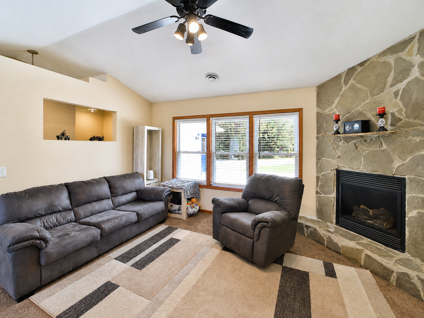3736 Cedar Scenic Road Property Photo 7