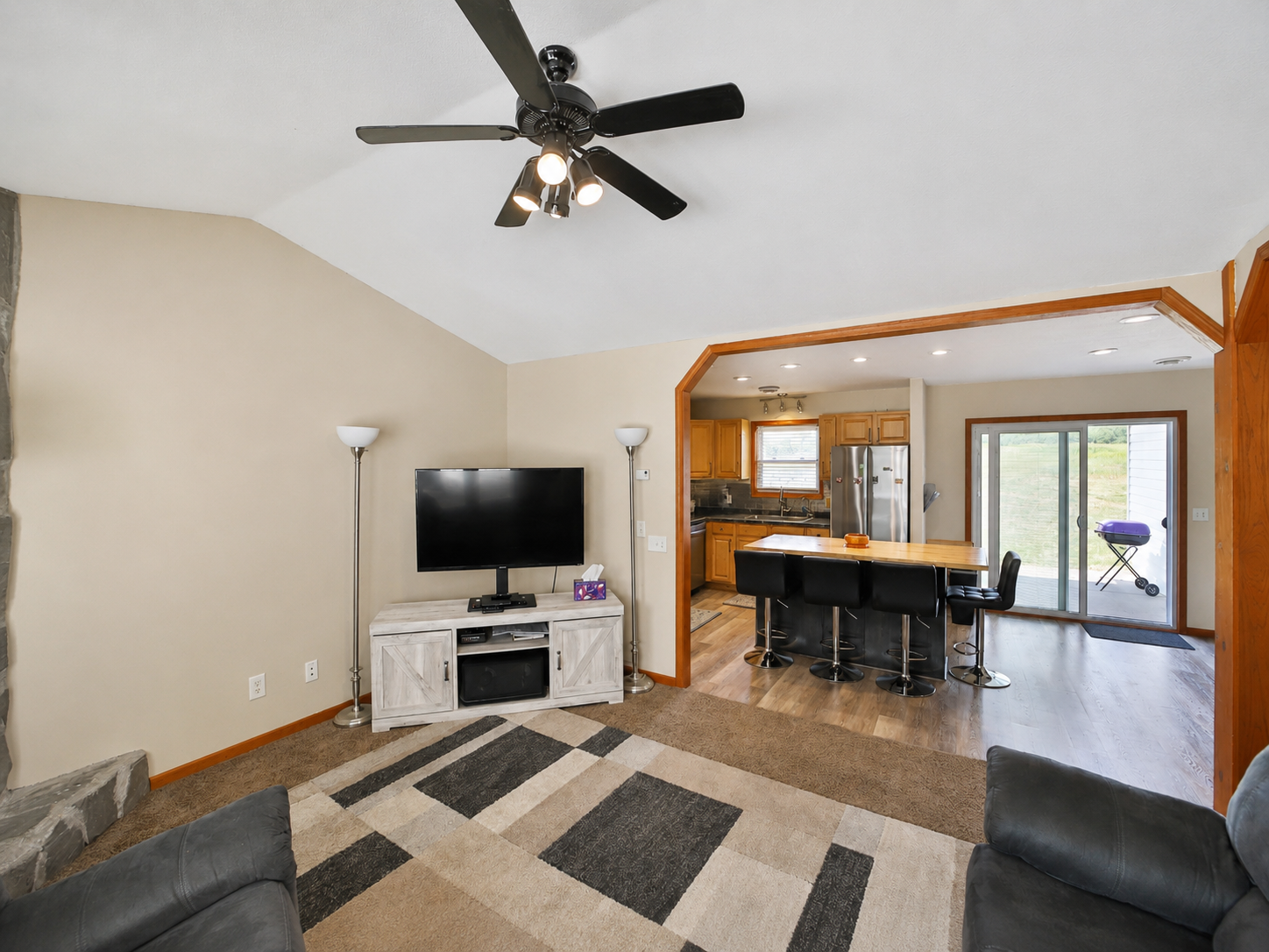 3736 Cedar Scenic Road Property Photo 8