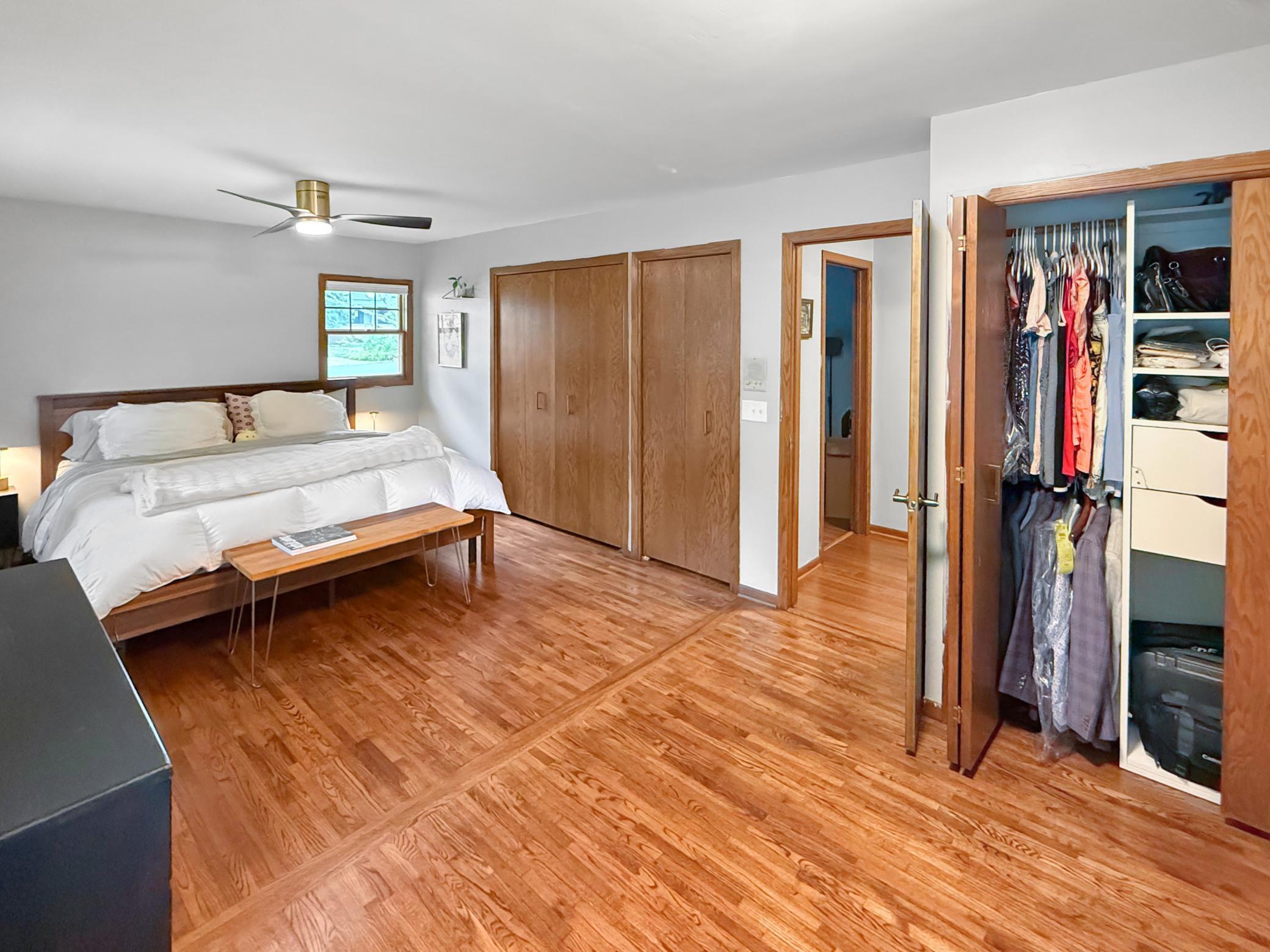 2946 Sumter Avenue N Property Photo 13
