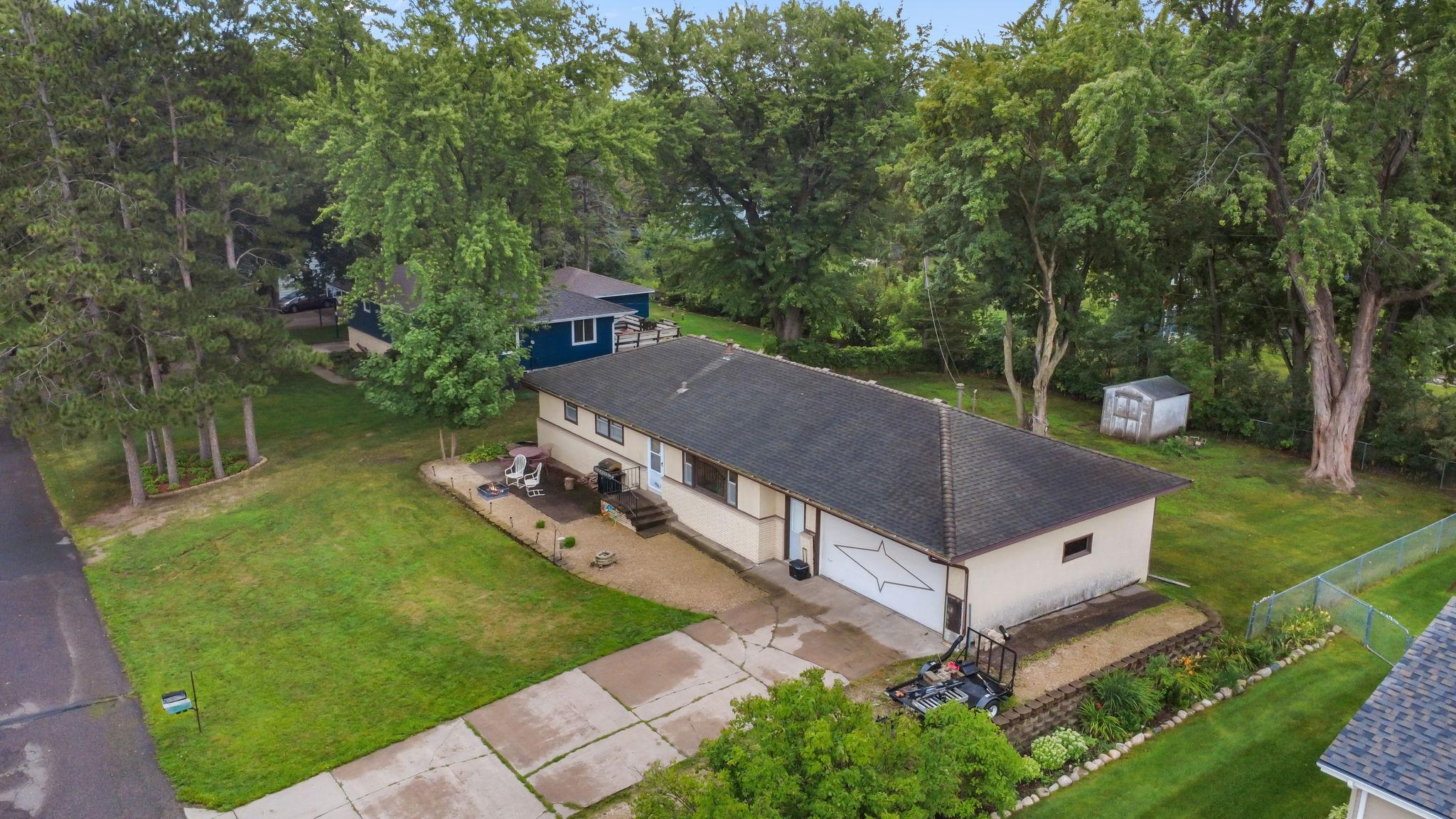 21609 Ahlstrom Avenue Property Photo 2