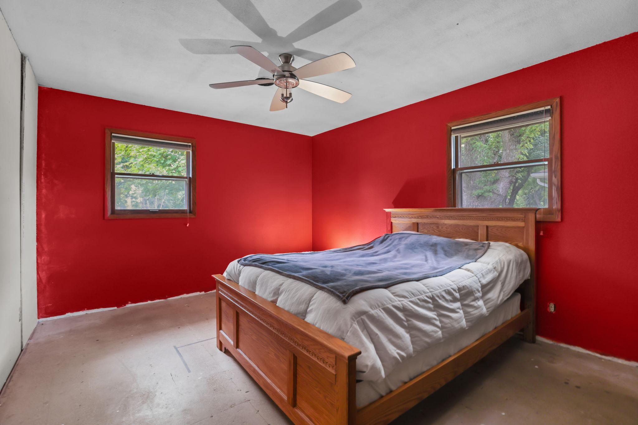 21609 Ahlstrom Avenue Property Photo 15
