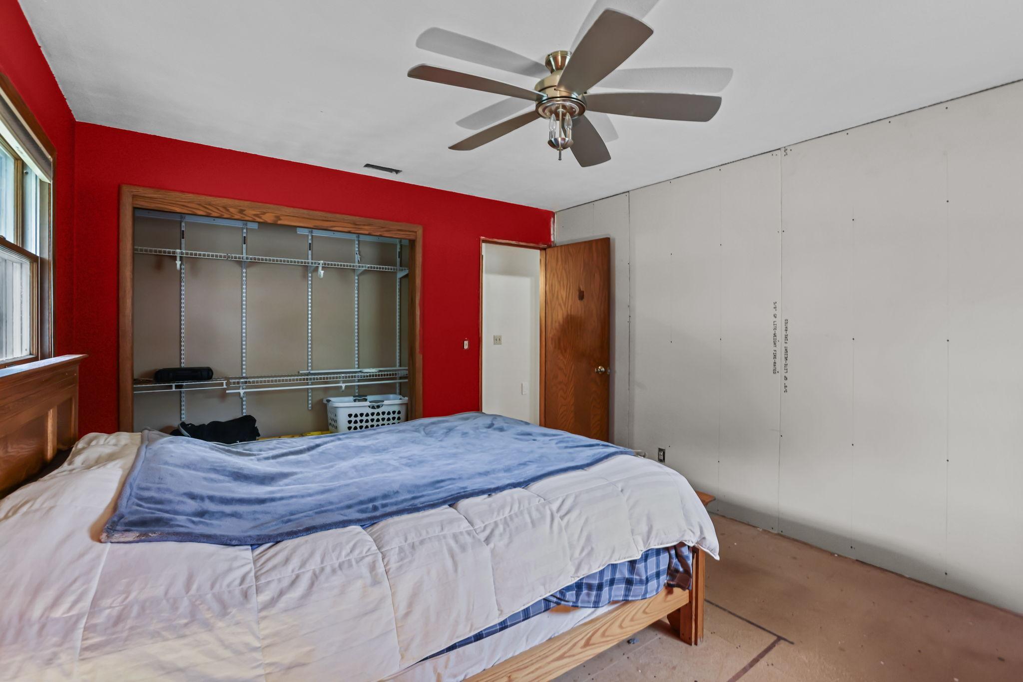 21609 Ahlstrom Avenue Property Photo 16