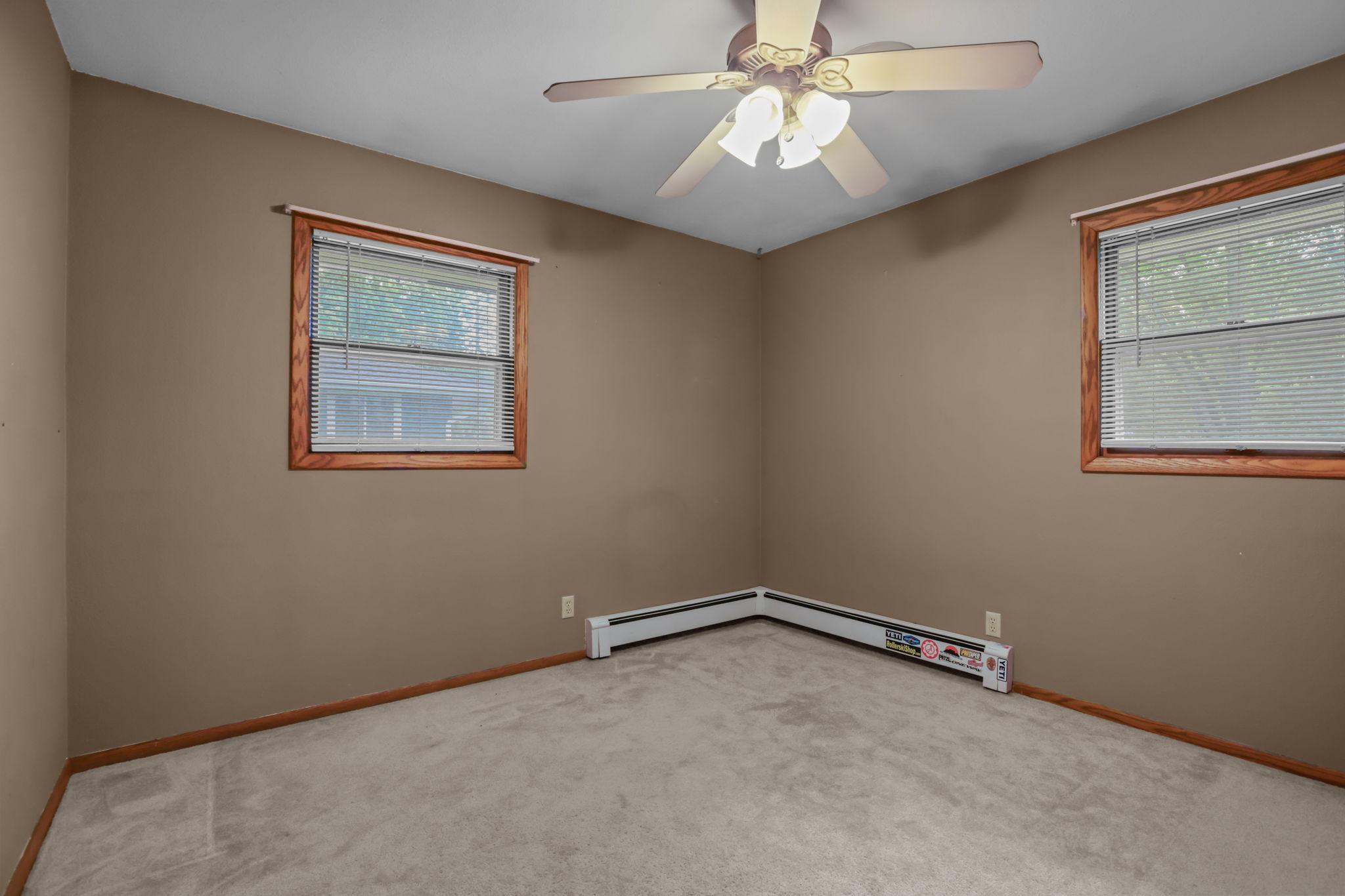 21609 Ahlstrom Avenue Property Photo 18
