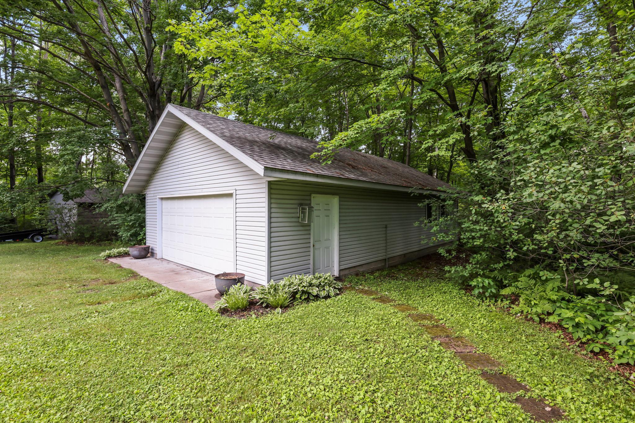 17345 Kettle River Boulevard Ne Property Photo 2