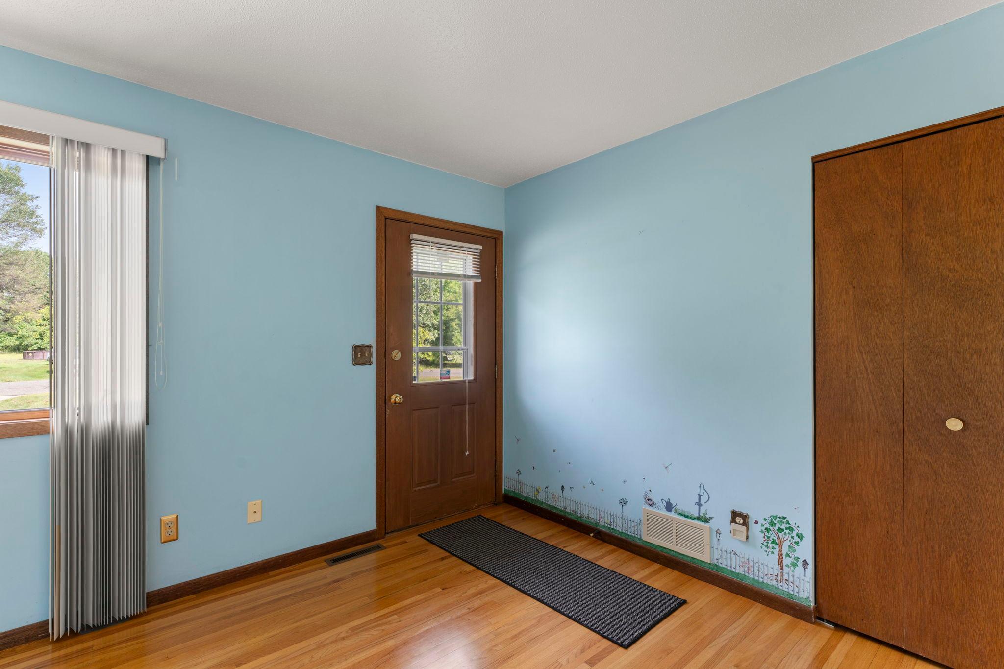 5895 Red Fox Run Property Photo 11