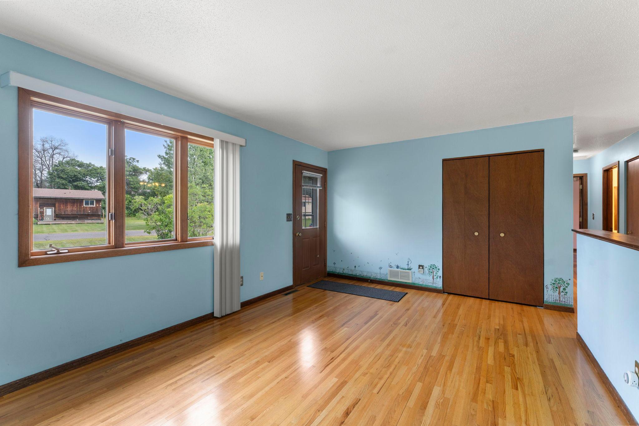 5895 Red Fox Run Property Photo 14