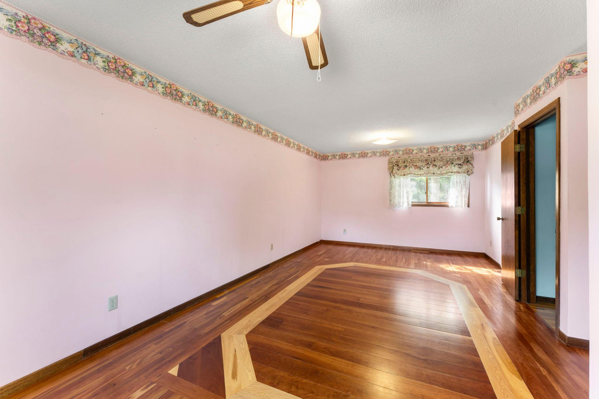 5895 Red Fox Run Property Photo 28