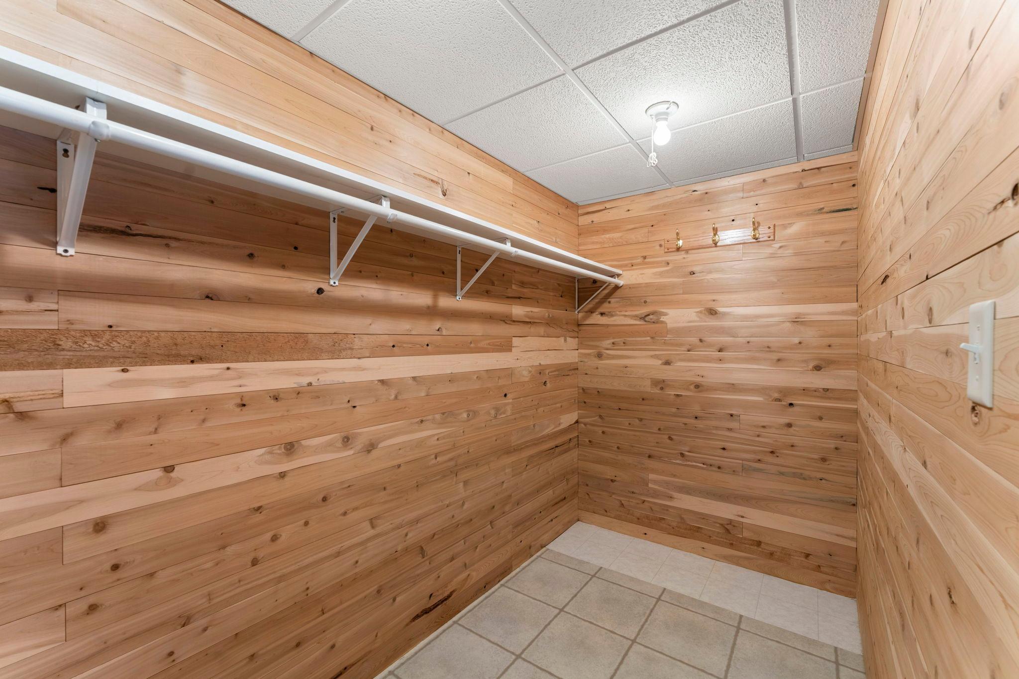 5895 Red Fox Run Property Photo 35
