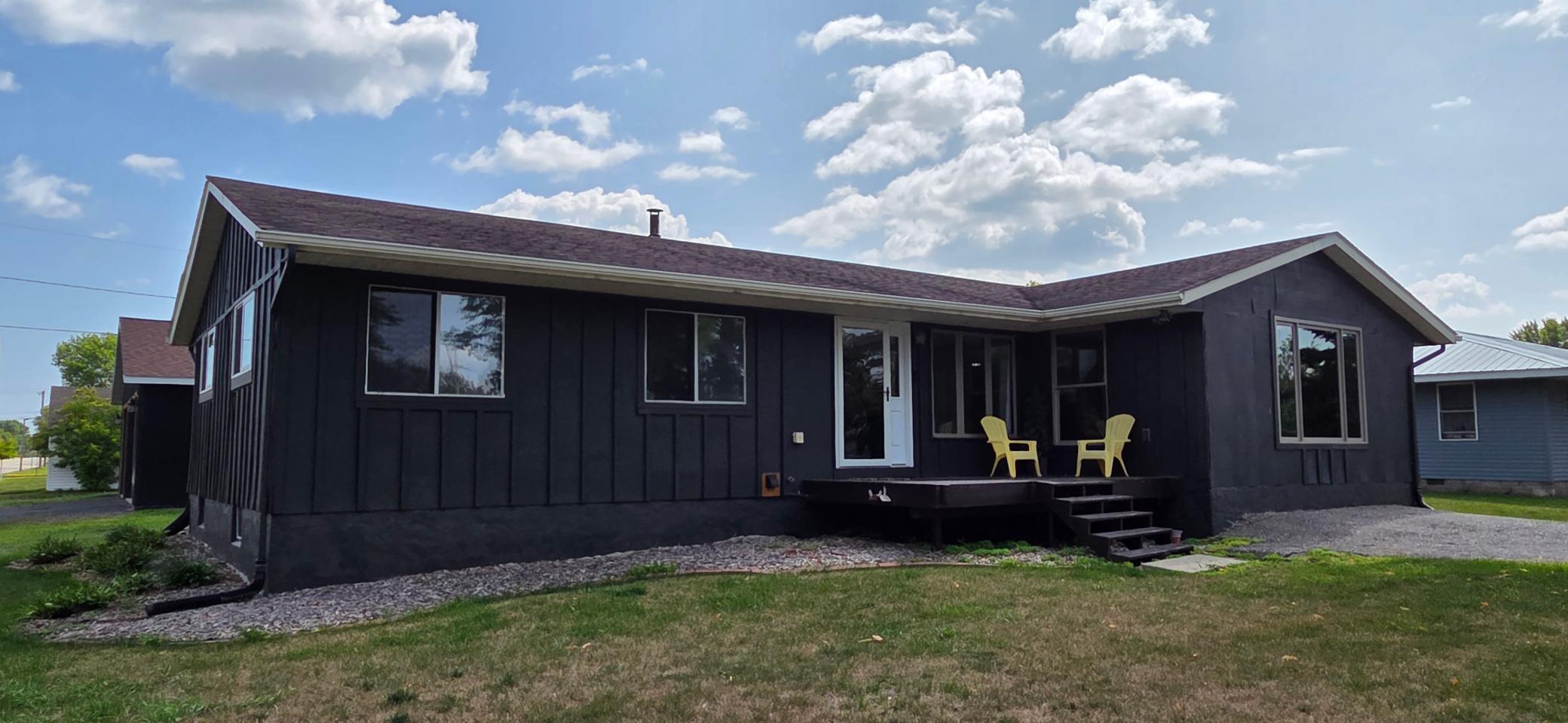 1501 1st Avenue E Property Photo 1