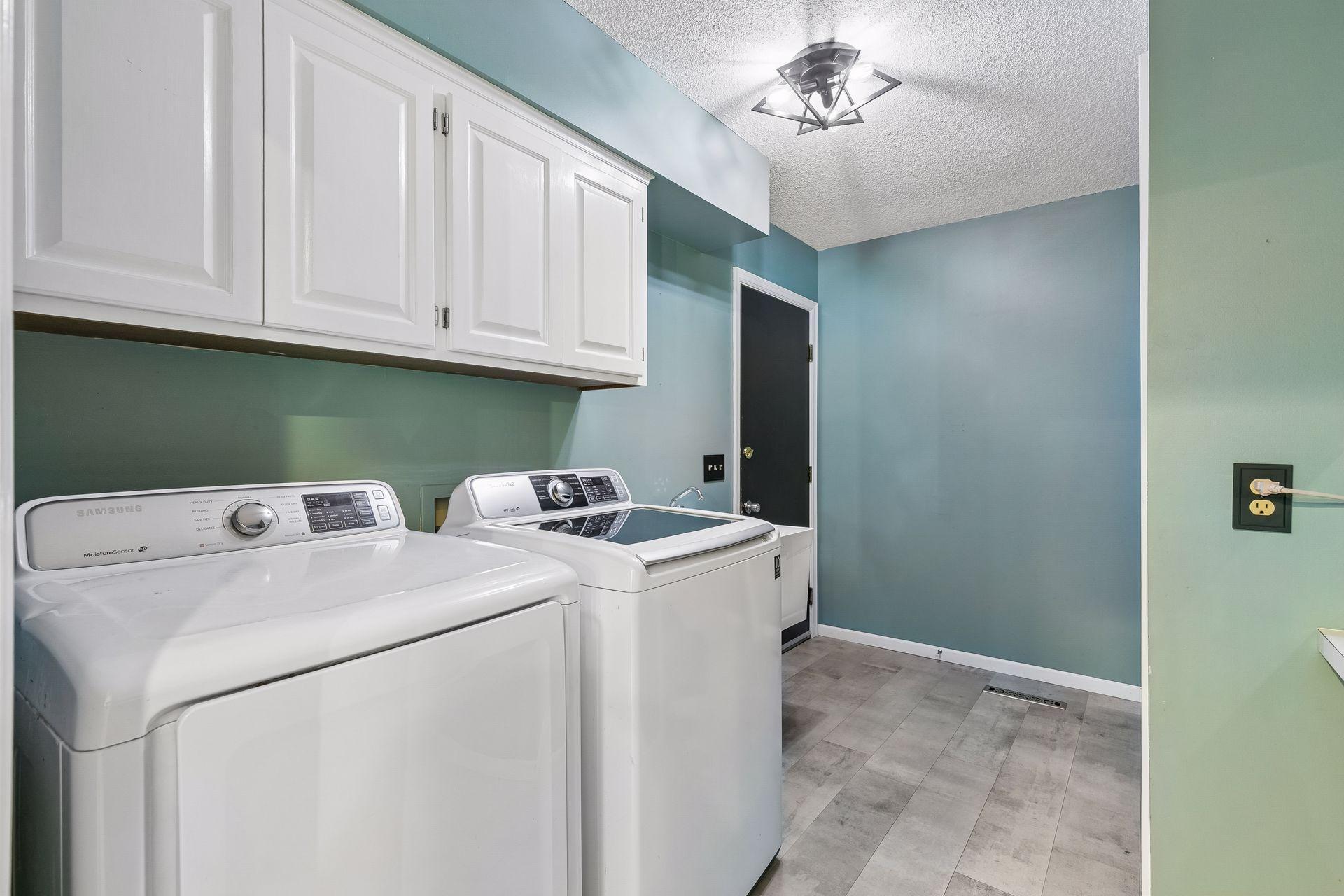 4747 Burr Oak Street Property Photo 24