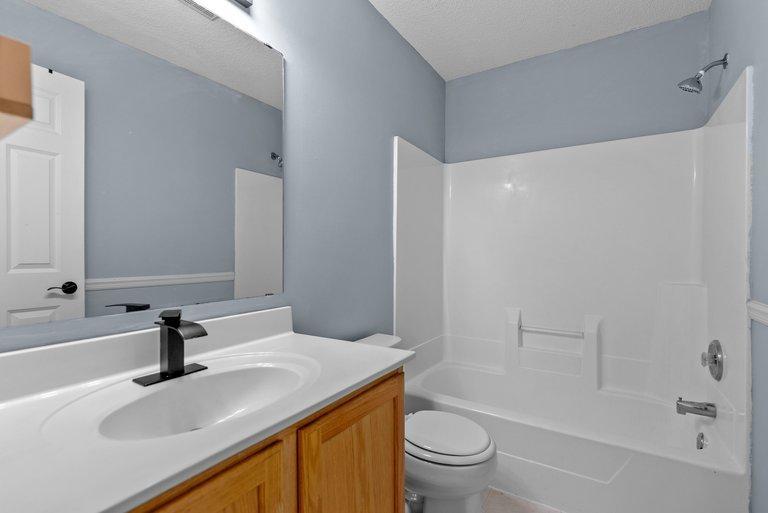 7559 Derby Lane Property Photo 19