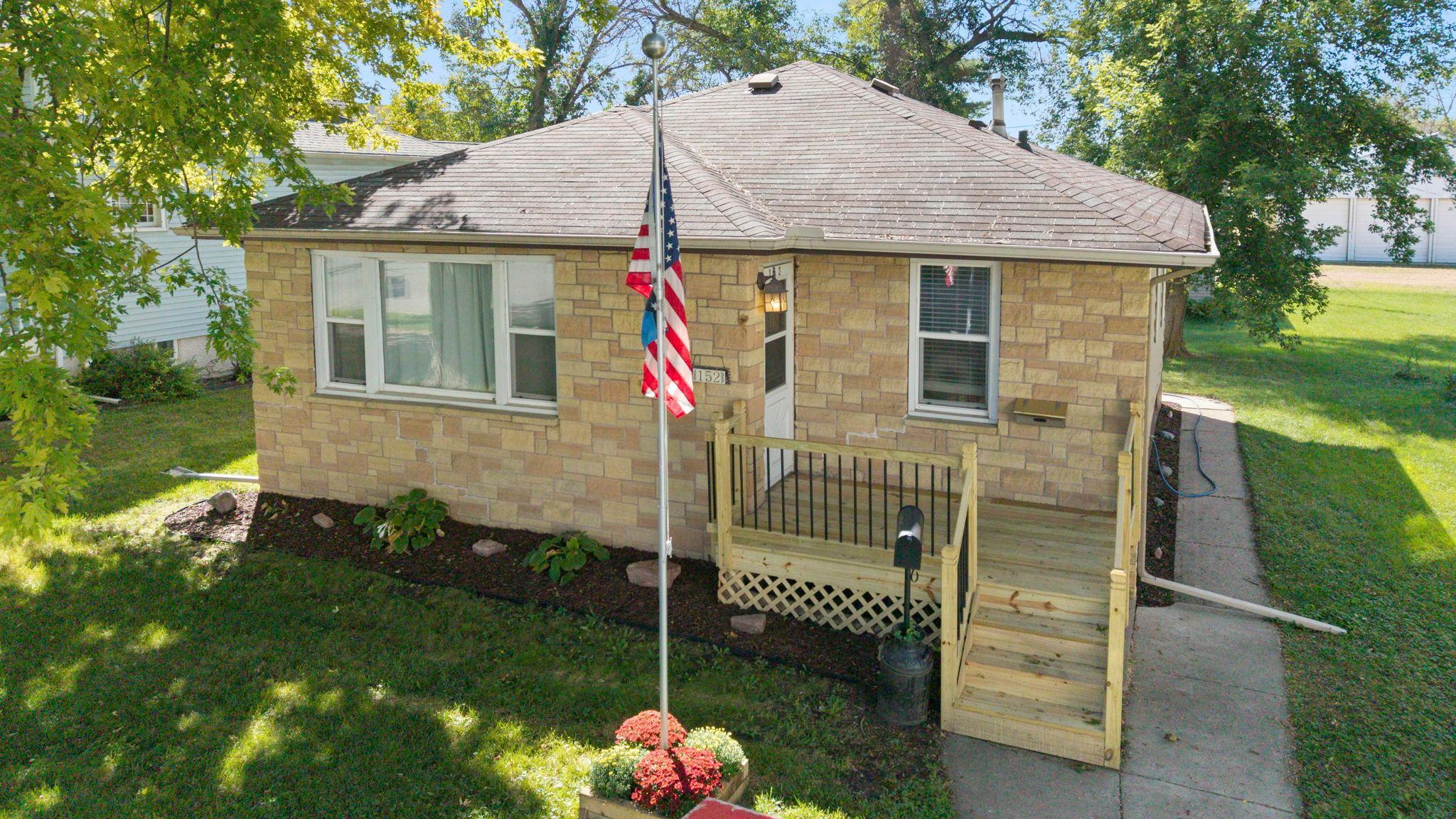 152 Boulevard Avenue NE
