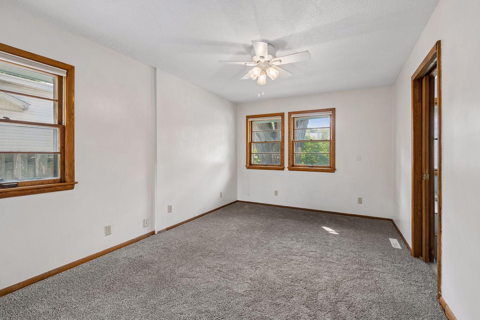 6324 Rolf Avenue Property Photo 11