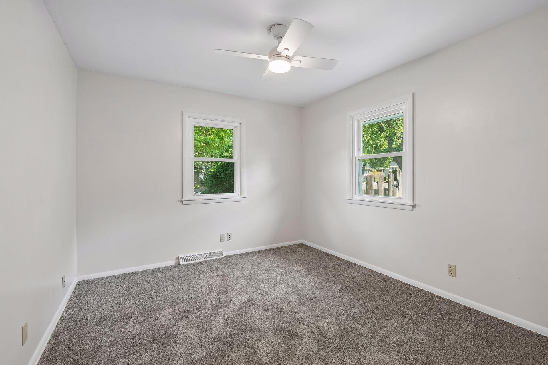 6324 Rolf Avenue Property Photo 12