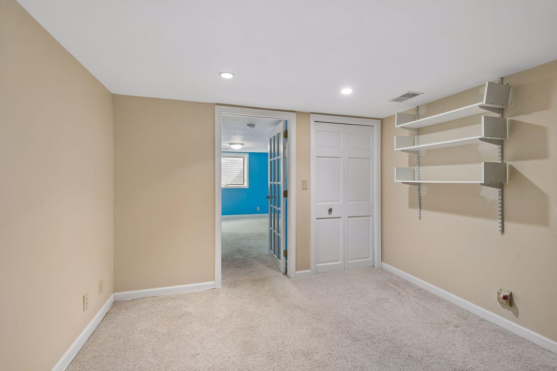 6324 Rolf Avenue Property Photo 22