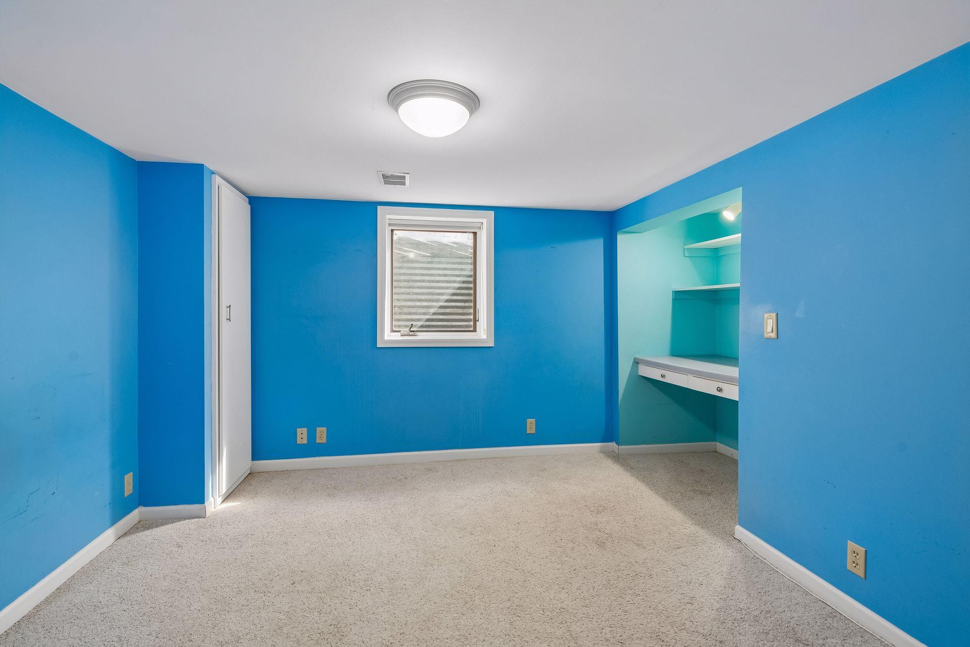 6324 Rolf Avenue Property Photo 24