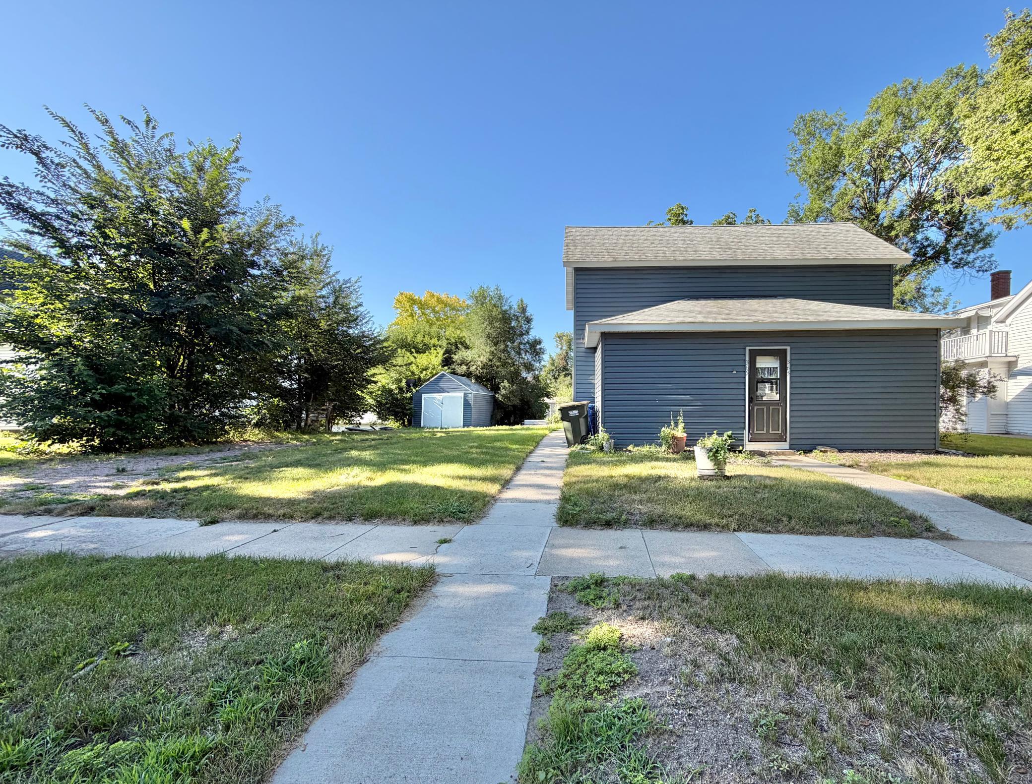 365 7th Avenue Property Photo 3