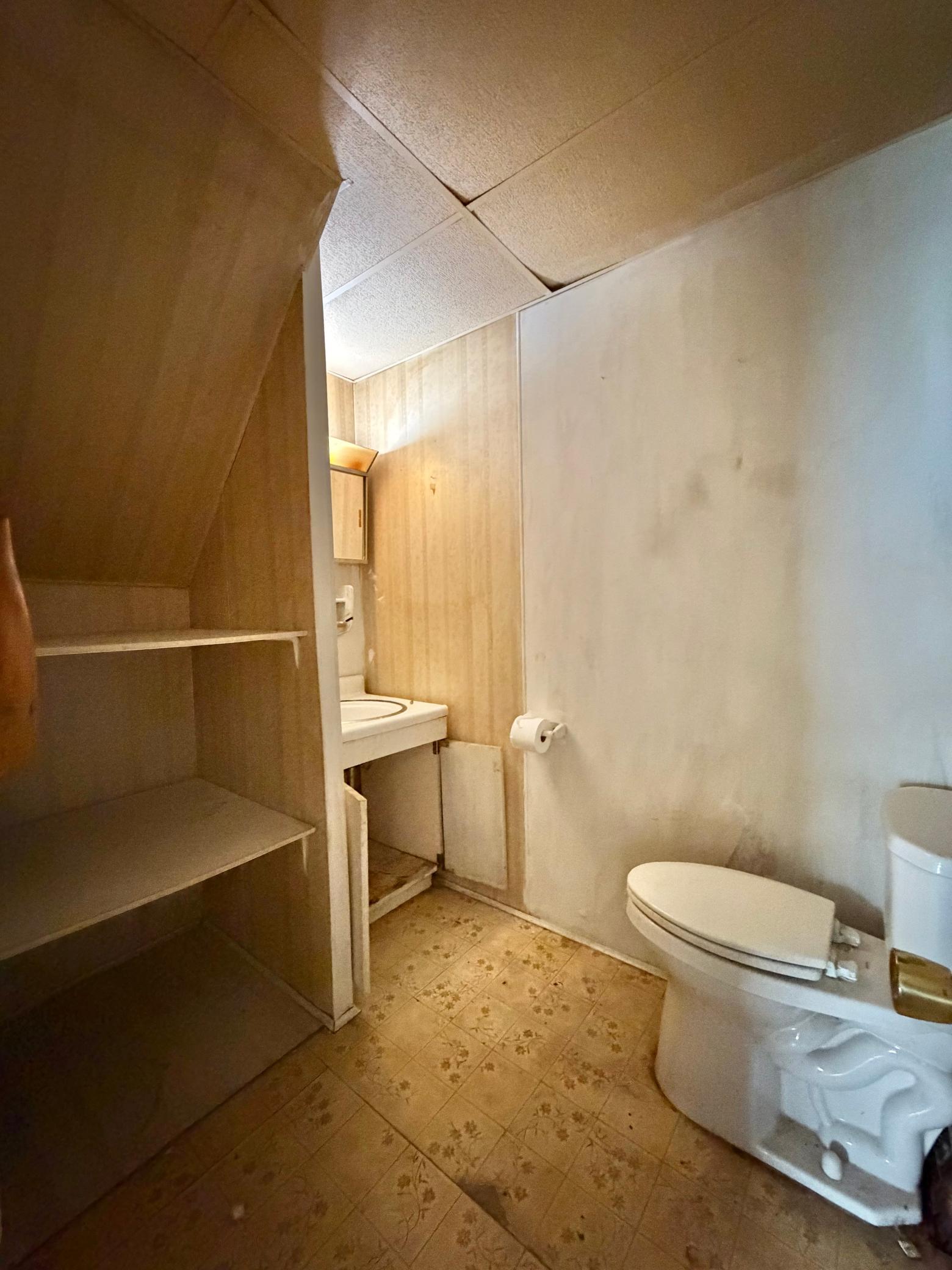 365 7th Avenue Property Photo 14