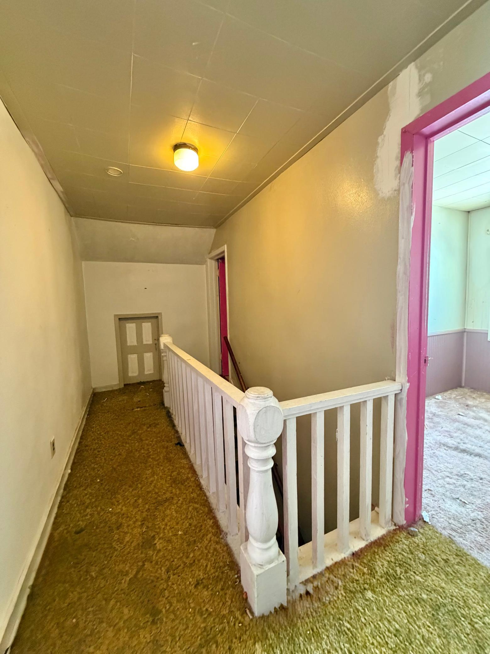 365 7th Avenue Property Photo 16